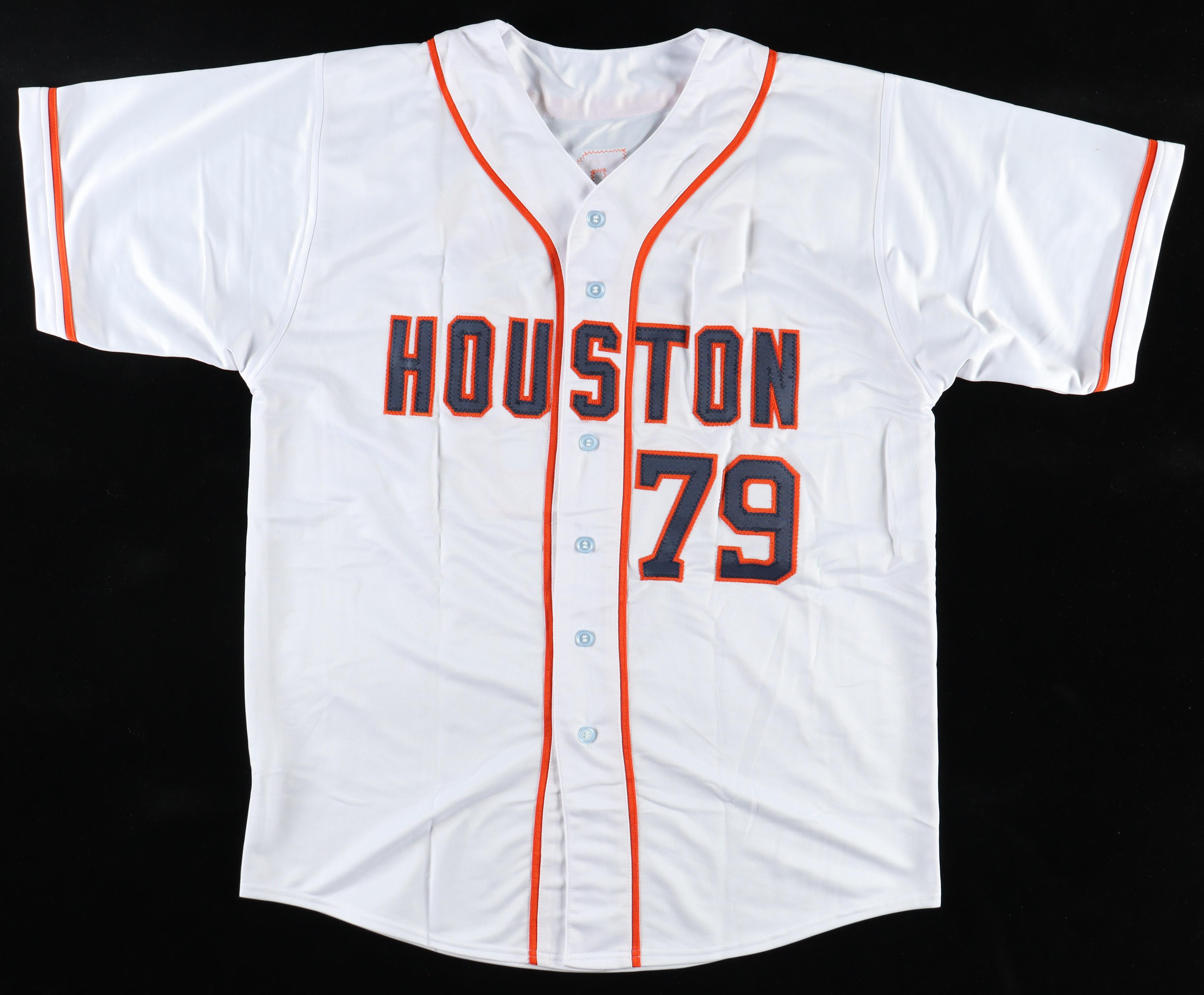 Jose Abreu Signed Jersey (Beckett) at PristineAuction.com Jose Abreu Signed Jersey (Beckett) at PristineAuction.com