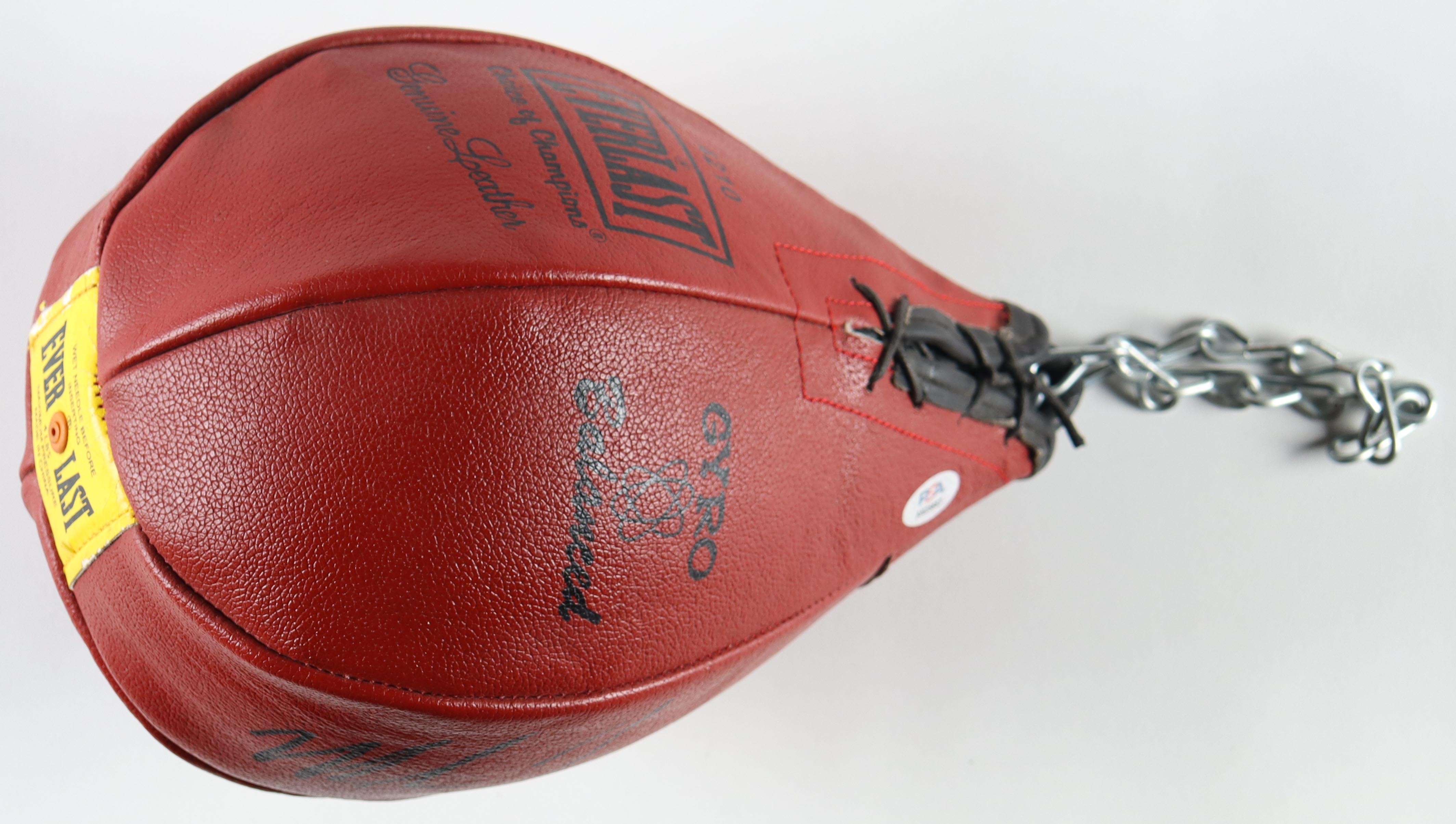 Mike Tyson Signed Everlast Speed Bag with Wrist Wrap & Display Case (PSA) at PristineAuction.com Mike Tyson Signed Everlast Speed Bag with Wrist Wrap & Display Case (PSA) at PristineAuction.com