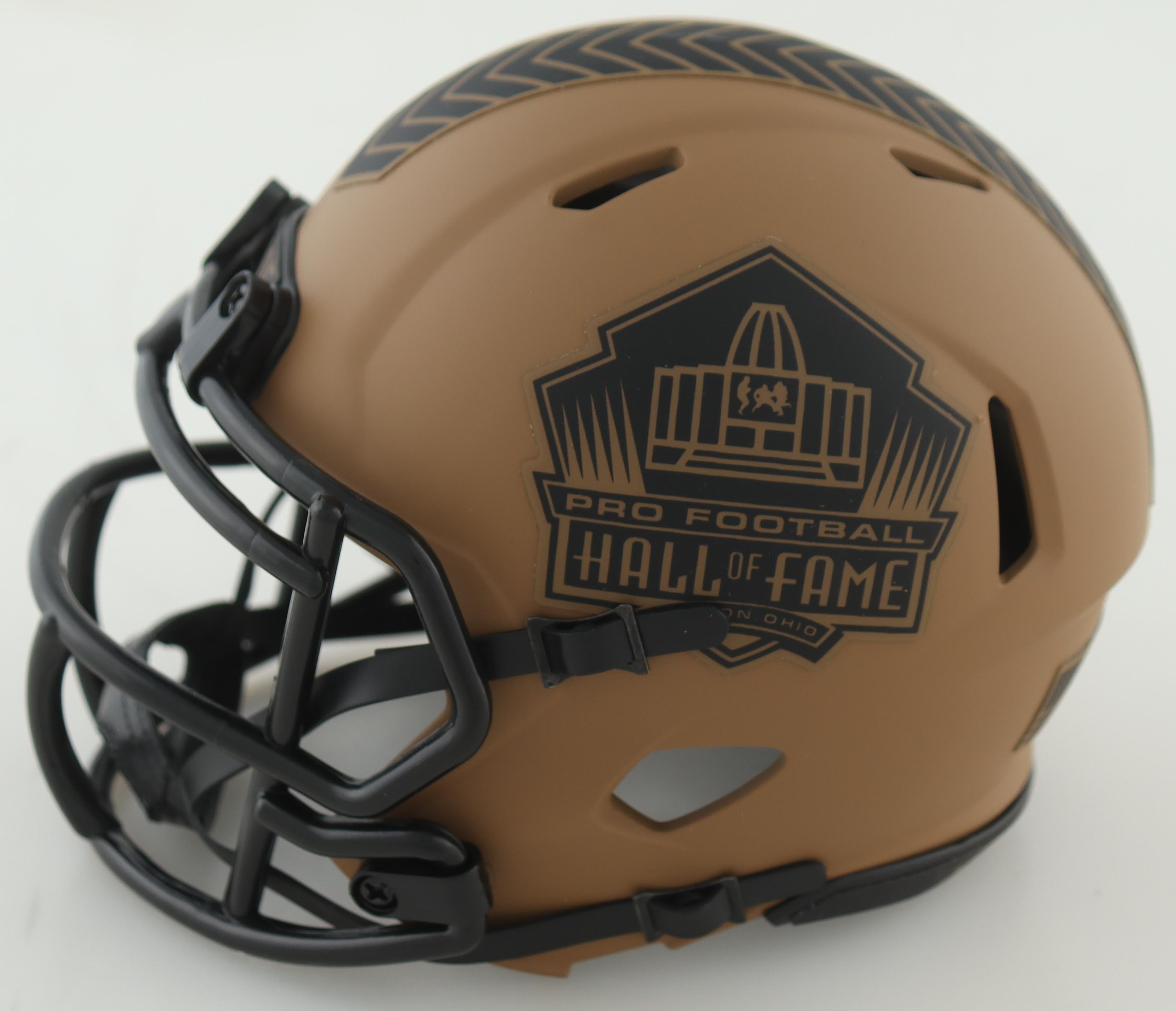 Marv Levy Signed Pro Football Hall of Fame Speed Mini Helmet Inscribed "HOF '01" (TSE) at PristineAuction.com Marv Levy Signed Pro Football Hall of Fame Speed Mini Helmet Inscribed "HOF '01" (TSE) at PristineAuction.com