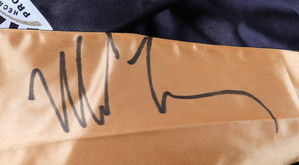 Mike Tyson Signed Cleto Reyes Boxing Robe (PSA) at PristineAuction.com Mike Tyson Signed Cleto Reyes Boxing Robe (PSA) at PristineAuction.com