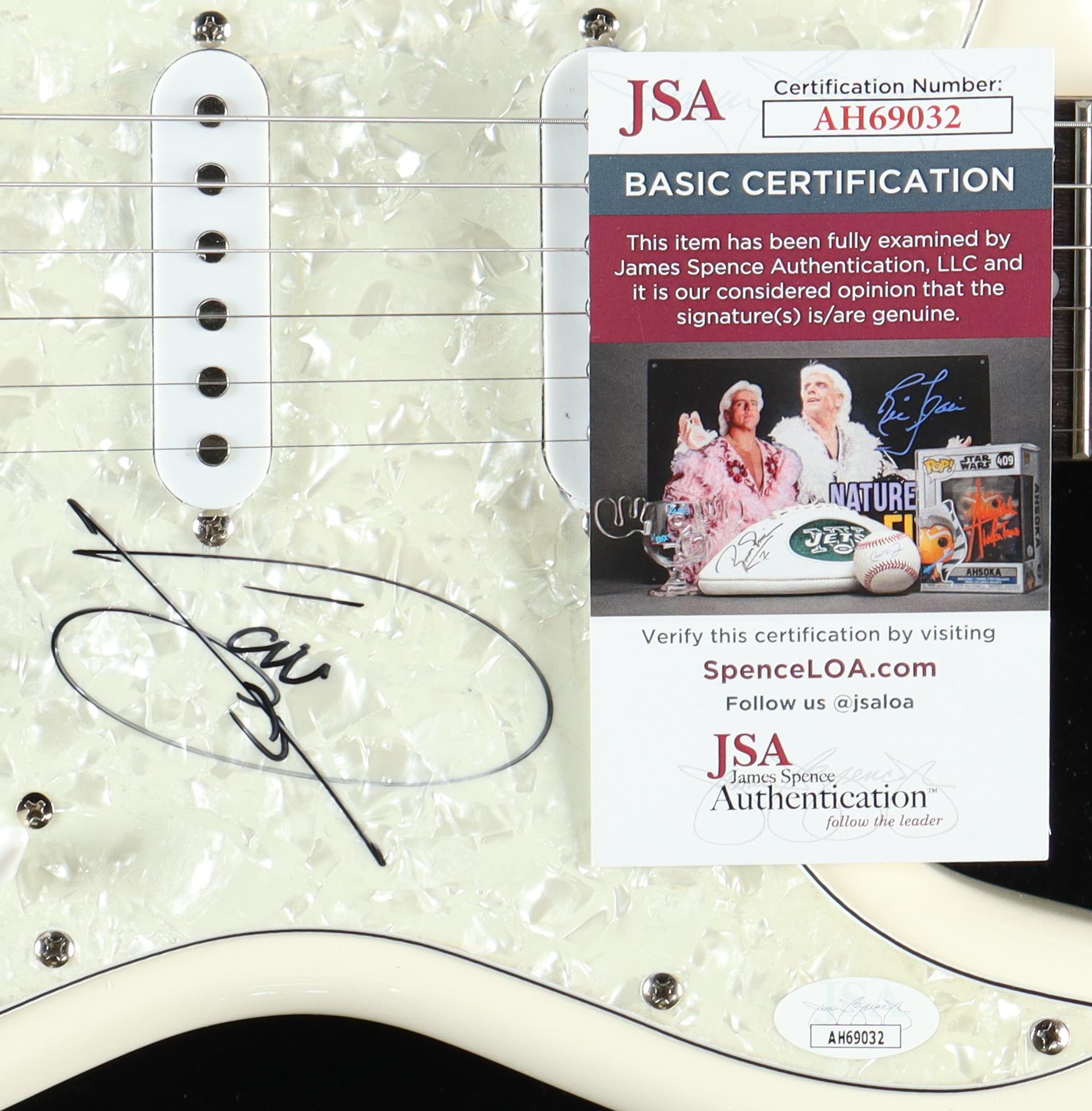 Barry Gibb Signed 39" Electric Guitar (JSA) at PristineAuction.com Barry Gibb Signed 39" Electric Guitar (JSA) at PristineAuction.com
