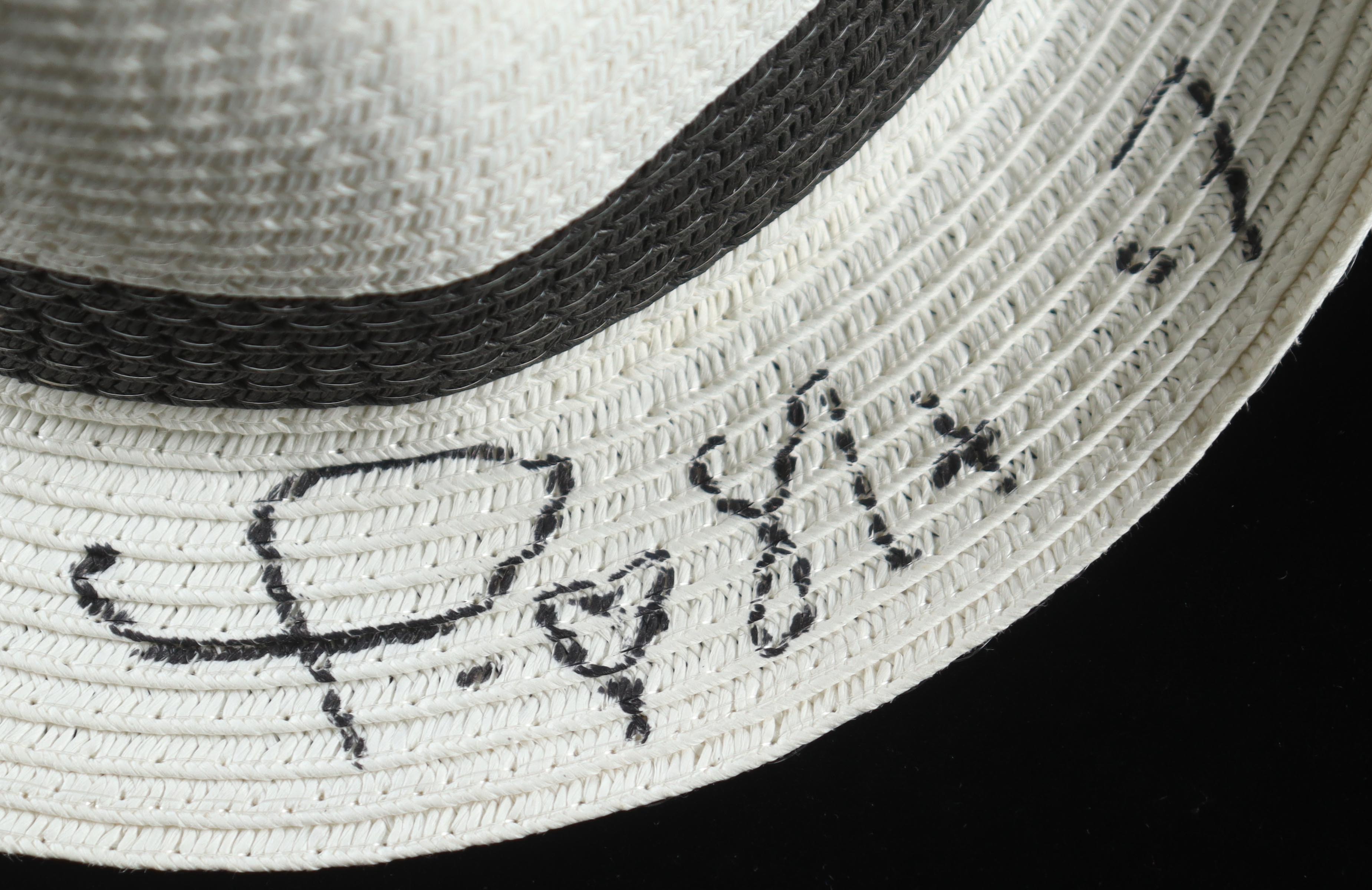 Taylor Swift Signed 2007 Hat Inscribed  display picture 2
