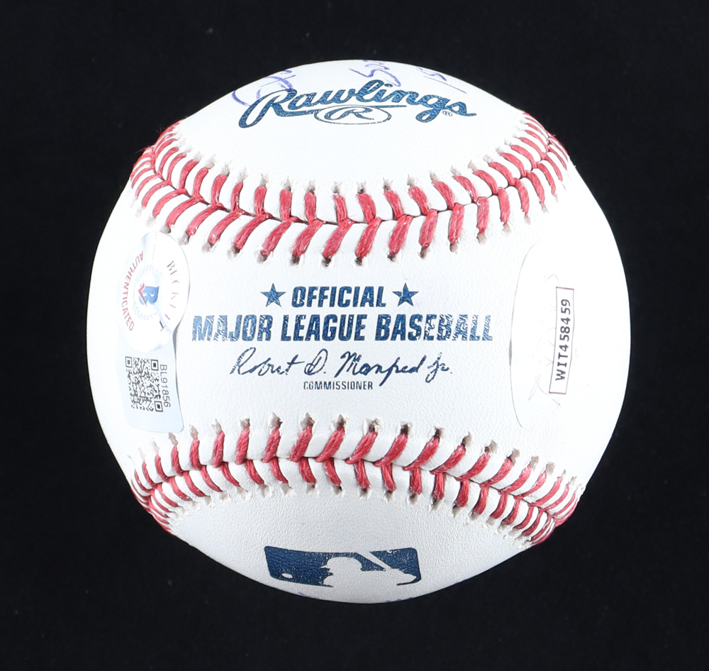 Paul Konerko & Derek Lee Signed OML Baseball Inscribed "Southside 1st Base" & "Northside 1st Base" (Beckett) at PristineAuction.com Paul Konerko & Derek Lee Signed OML Baseball Inscribed "Southside 1st Base" & "Northside 1st Base" (Beckett) at PristineAuction.com