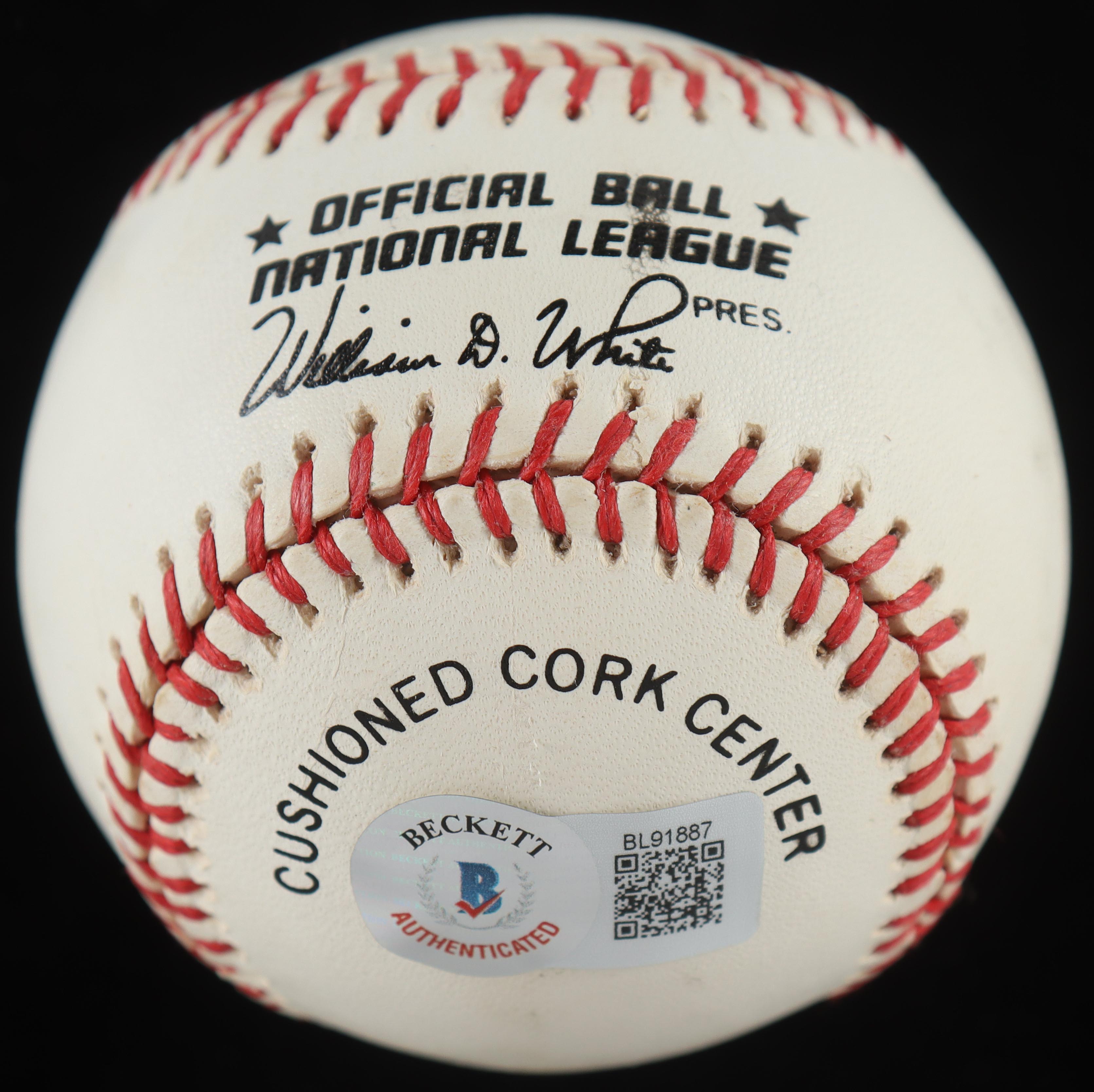 Stan Musial Signed ONL Baseball In Display Case (Beckett) at PristineAuction.com Stan Musial Signed ONL Baseball In Display Case (Beckett) at PristineAuction.com