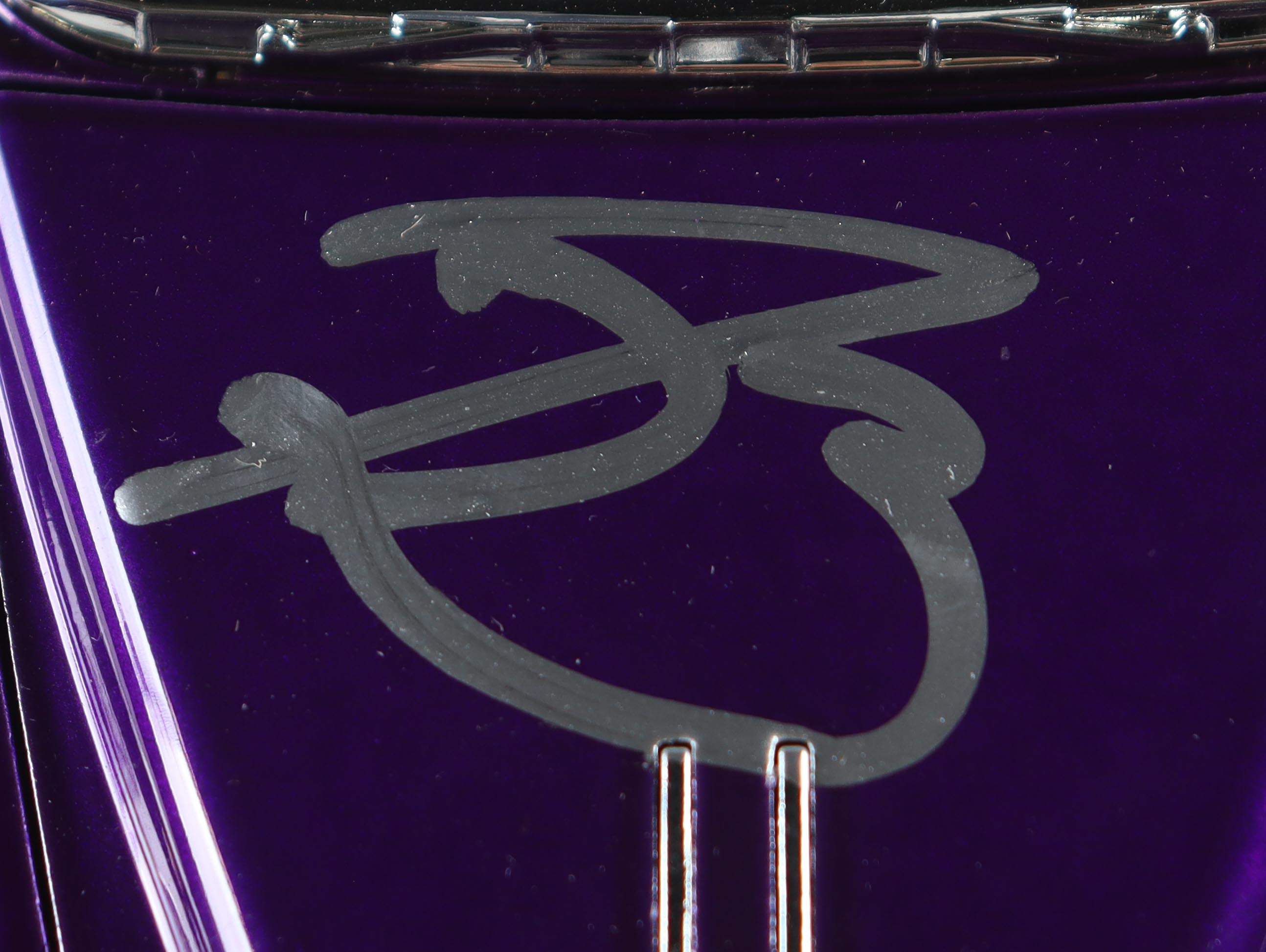 Austin Butler Signed "Elvis Presley" 1956 Cadillac Eldorado Die-Cast Car (Beckett & PSA) at PristineAuction.com Austin Butler Signed "Elvis Presley" 1956 Cadillac Eldorado Die-Cast Car (Beckett & PSA) at PristineAuction.com