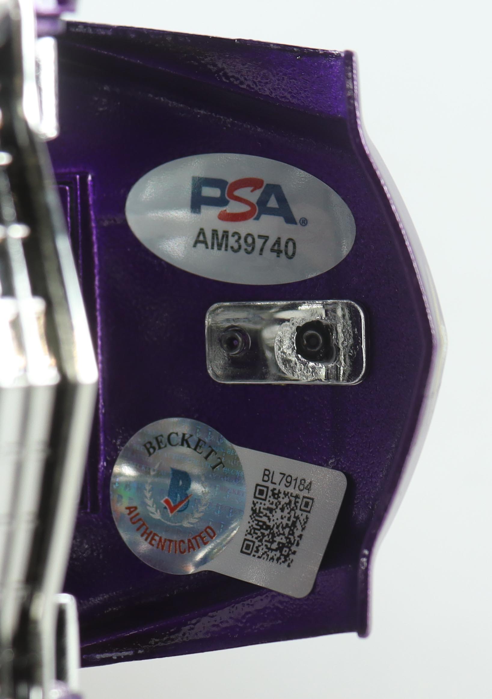 Austin Butler Signed "Elvis Presley" 1956 Cadillac Eldorado Die-Cast Car (Beckett & PSA) at PristineAuction.com Austin Butler Signed "Elvis Presley" 1956 Cadillac Eldorado Die-Cast Car (Beckett & PSA) at PristineAuction.com