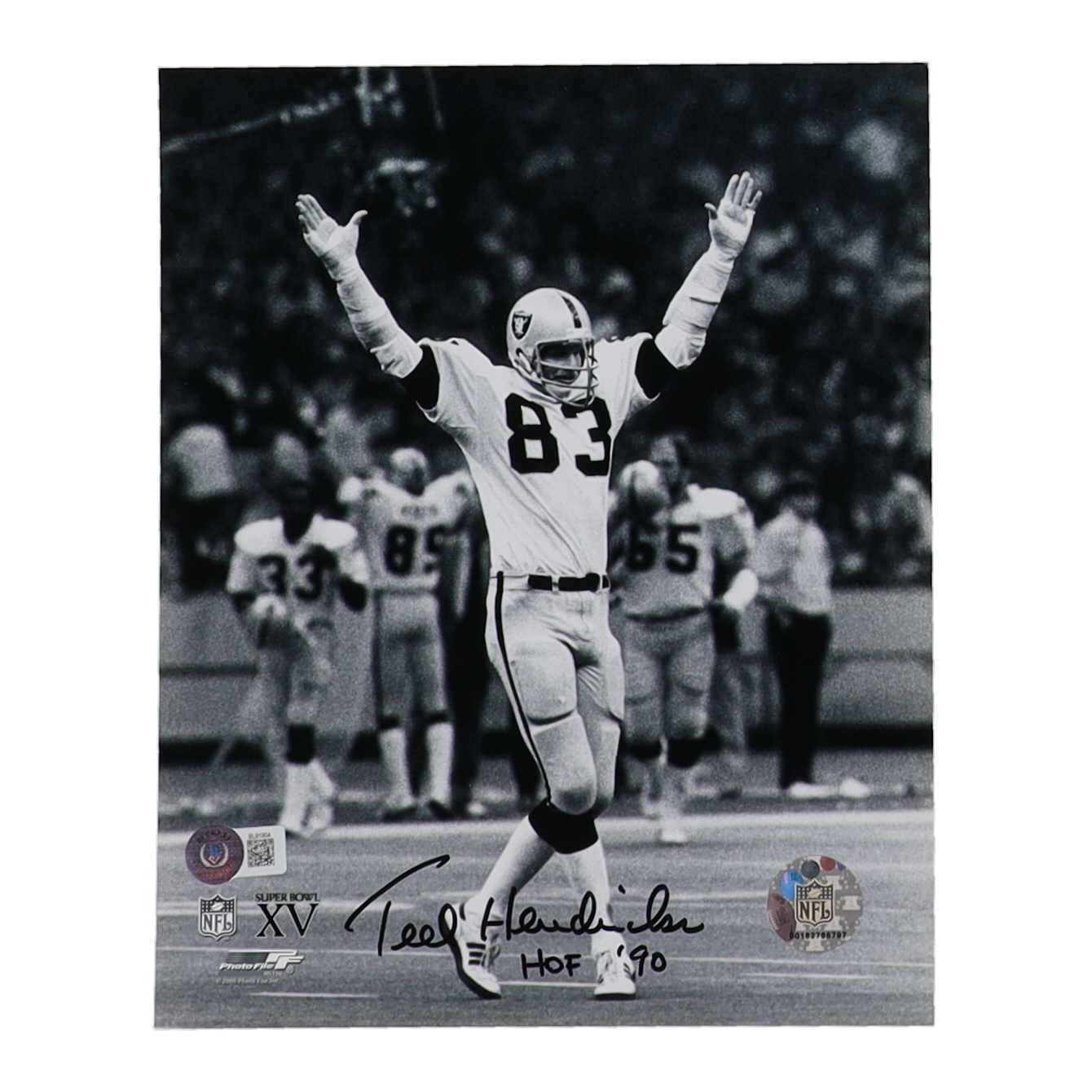 Ted Hendricks Signed Raiders 8x10 Photo Inscribed "HOF 90" (Beckett) at PristineAuction.com Ted Hendricks Signed Raiders 8x10 Photo Inscribed "HOF 90" (Beckett) at PristineAuction.com