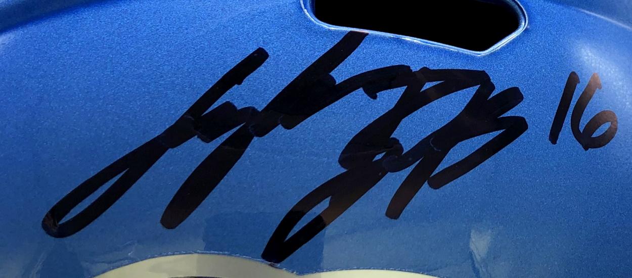 Treylon Burks Signed Titans Full-Size Flash Alternate Speed Helmet (Beckett) at PristineAuction.com Treylon Burks Signed Titans Full-Size Flash Alternate Speed Helmet (Beckett) at PristineAuction.com