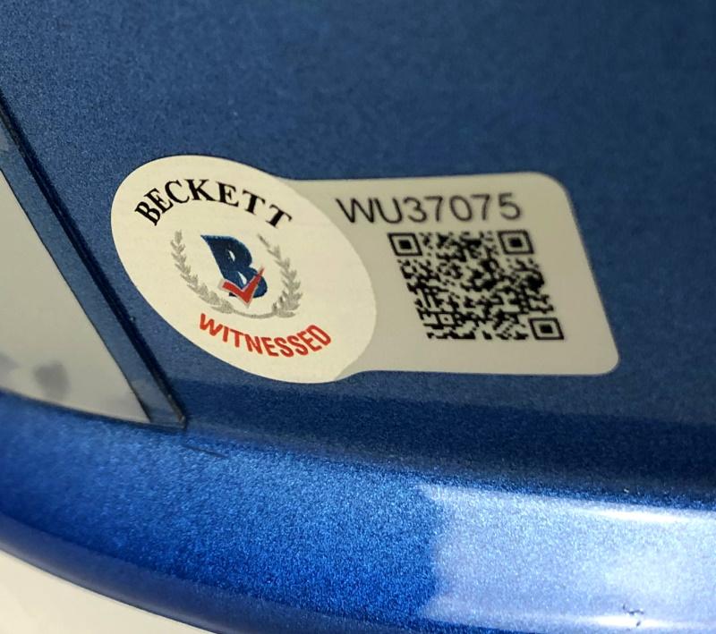 Treylon Burks Signed Titans Full-Size Flash Alternate Speed Helmet (Beckett) at PristineAuction.com Treylon Burks Signed Titans Full-Size Flash Alternate Speed Helmet (Beckett) at PristineAuction.com