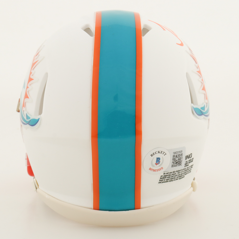 Devon Achane Signed Dolphins Flat White Alternate Speed Mini Helmet (Beckett) at PristineAuction.com Devon Achane Signed Dolphins Flat White Alternate Speed Mini Helmet (Beckett) at PristineAuction.com