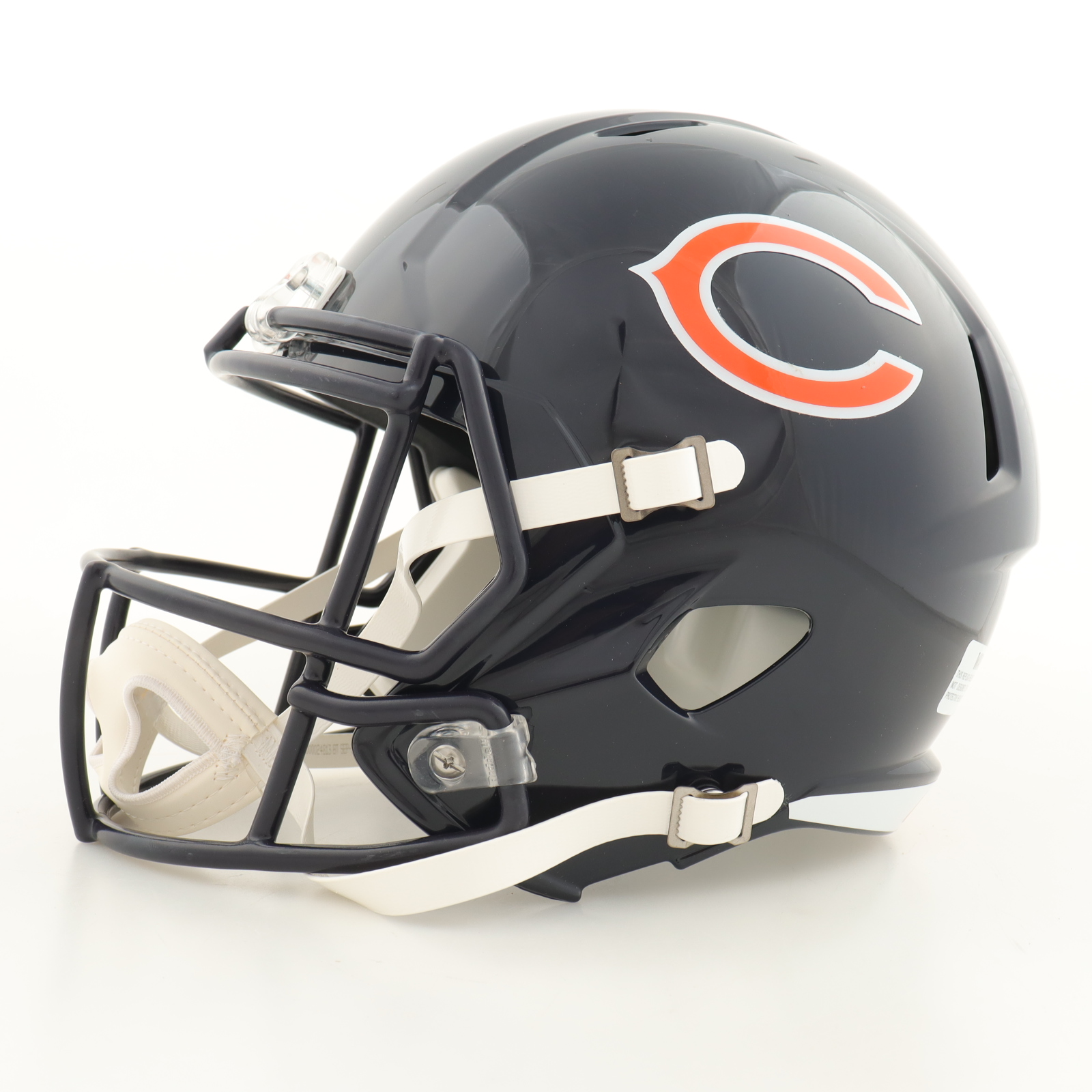 Brian Urlacher Signed Bears Full-Size Speed Helmet Inscribed "HOF 18" (Beckett) at PristineAuction.com Brian Urlacher Signed Bears Full-Size Speed Helmet Inscribed "HOF 18" (Beckett) at PristineAuction.com