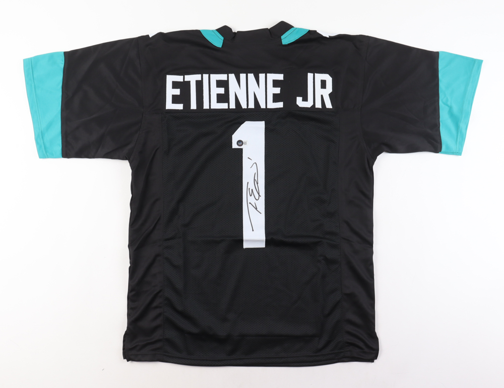 Travis Etienne Jr. Signed Jersey (Beckett) at PristineAuction.com Travis Etienne Jr. Signed Jersey (Beckett) at PristineAuction.com