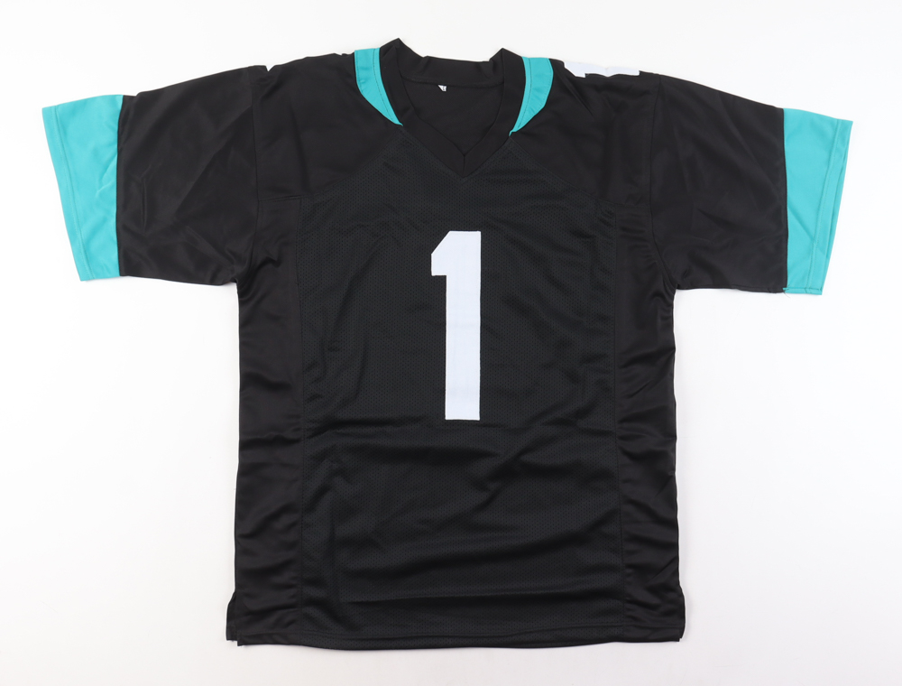 Travis Etienne Jr. Signed Jersey (Beckett) at PristineAuction.com Travis Etienne Jr. Signed Jersey (Beckett) at PristineAuction.com