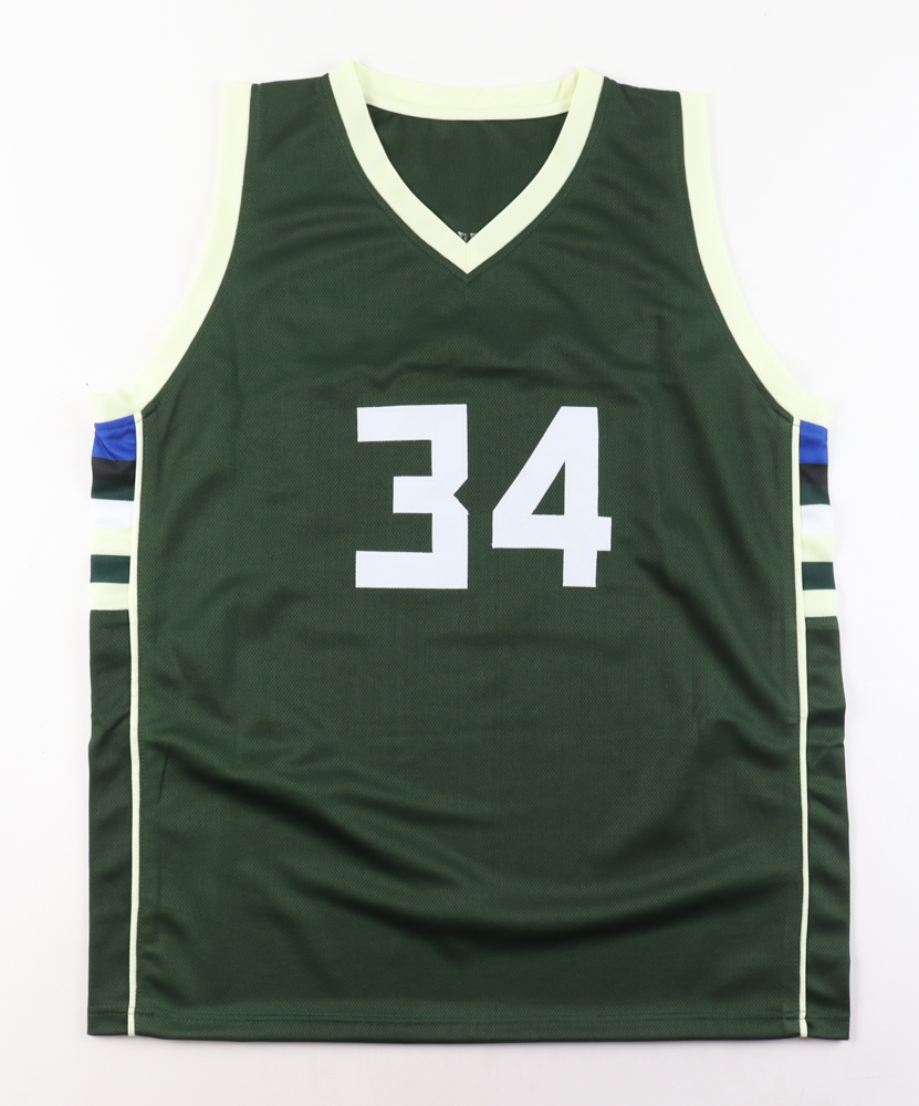 Giannis Antetokounmpo Signed Jersey (JSA) at PristineAuction.com Giannis Antetokounmpo Signed Jersey (JSA) at PristineAuction.com