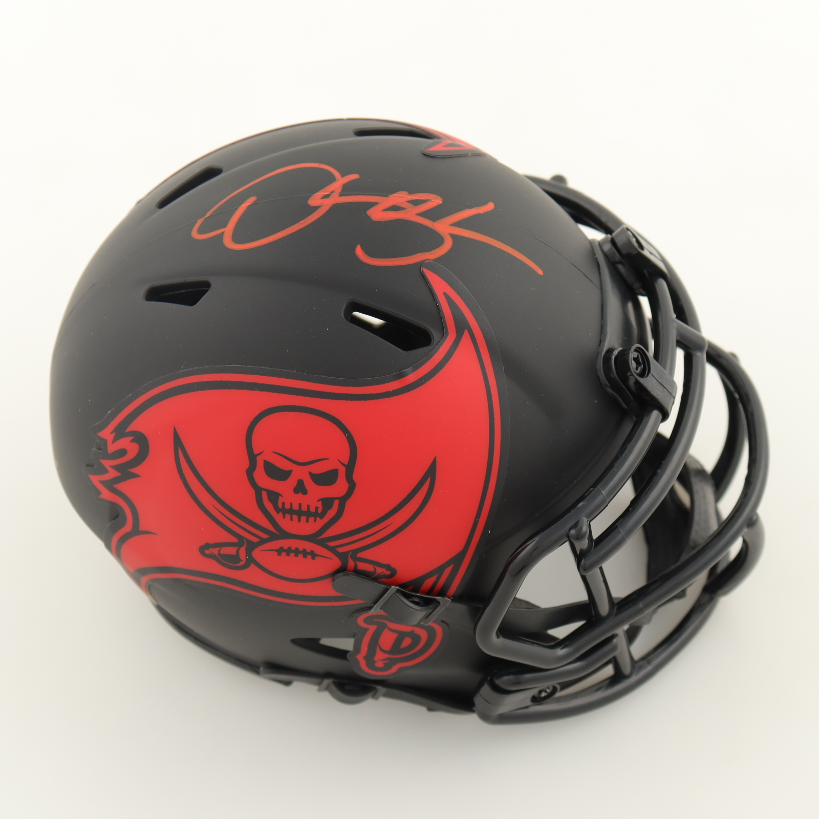 Derrick Brooks Signed Buccaneers Eclipse Alternate Speed Mini Helmet (Beckett) at PristineAuction.com Derrick Brooks Signed Buccaneers Eclipse Alternate Speed Mini Helmet (Beckett) at PristineAuction.com