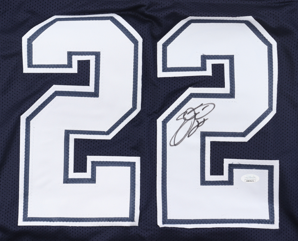 Emmitt Smith Signed Jersey (JSA) at PristineAuction.com Emmitt Smith Signed Jersey (JSA) at PristineAuction.com