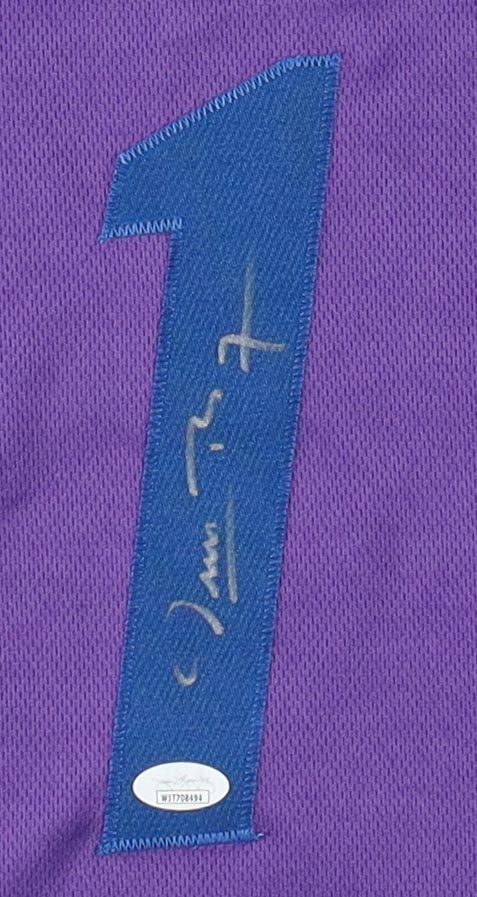 Muggsy Bogues Signed Jersey (JSA) at PristineAuction.com Muggsy Bogues Signed Jersey (JSA) at PristineAuction.com