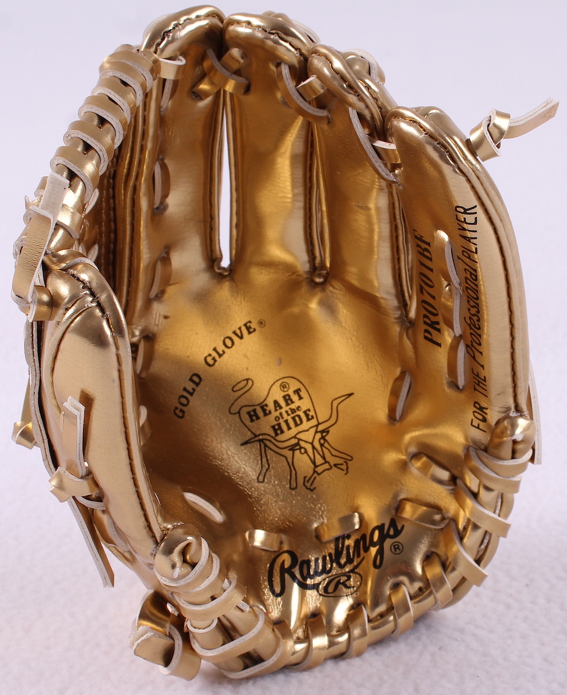 Brooks Robinson Signed Rawlings Gold Glove Mini-Baseball Glove Inscribed "16 x Gold Glove" (PSA COA) at PristineAuction.com Brooks Robinson Signed Rawlings Gold Glove Mini-Baseball Glove Inscribed "16 x Gold Glove" (PSA COA) at PristineAuction.com