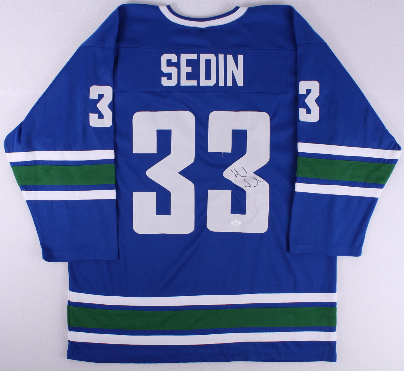 Henrik Sedin Signed Canucks Jersey (JSA COA) at PristineAuction.com Henrik Sedin Signed Canucks Jersey (JSA COA) at PristineAuction.com