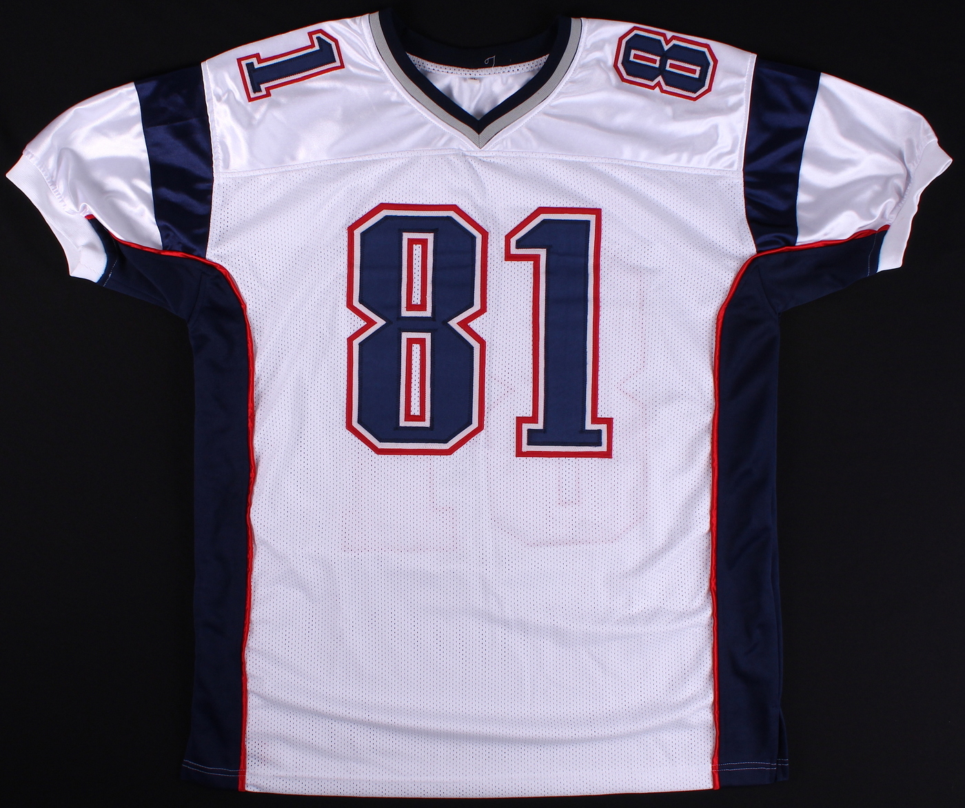 Aaron Hernandez Signed Patriots Jersey (JSA COA) at PristineAuction.com Aaron Hernandez Signed Patriots Jersey (JSA COA) at PristineAuction.com