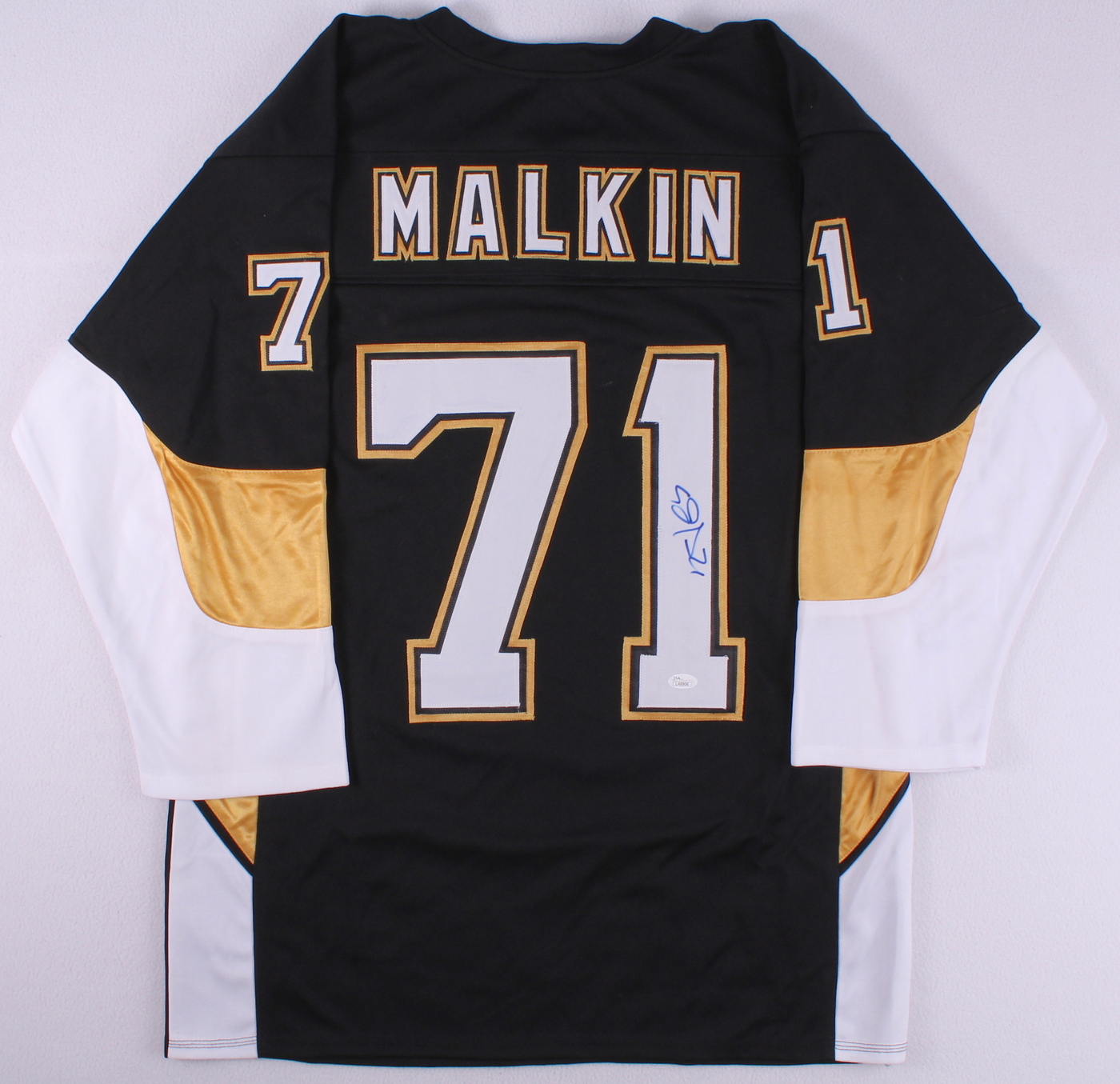 Evgeni Malkin Signed Penguins Jersey (JSA COA) at PristineAuction.com Evgeni Malkin Signed Penguins Jersey (JSA COA) at PristineAuction.com