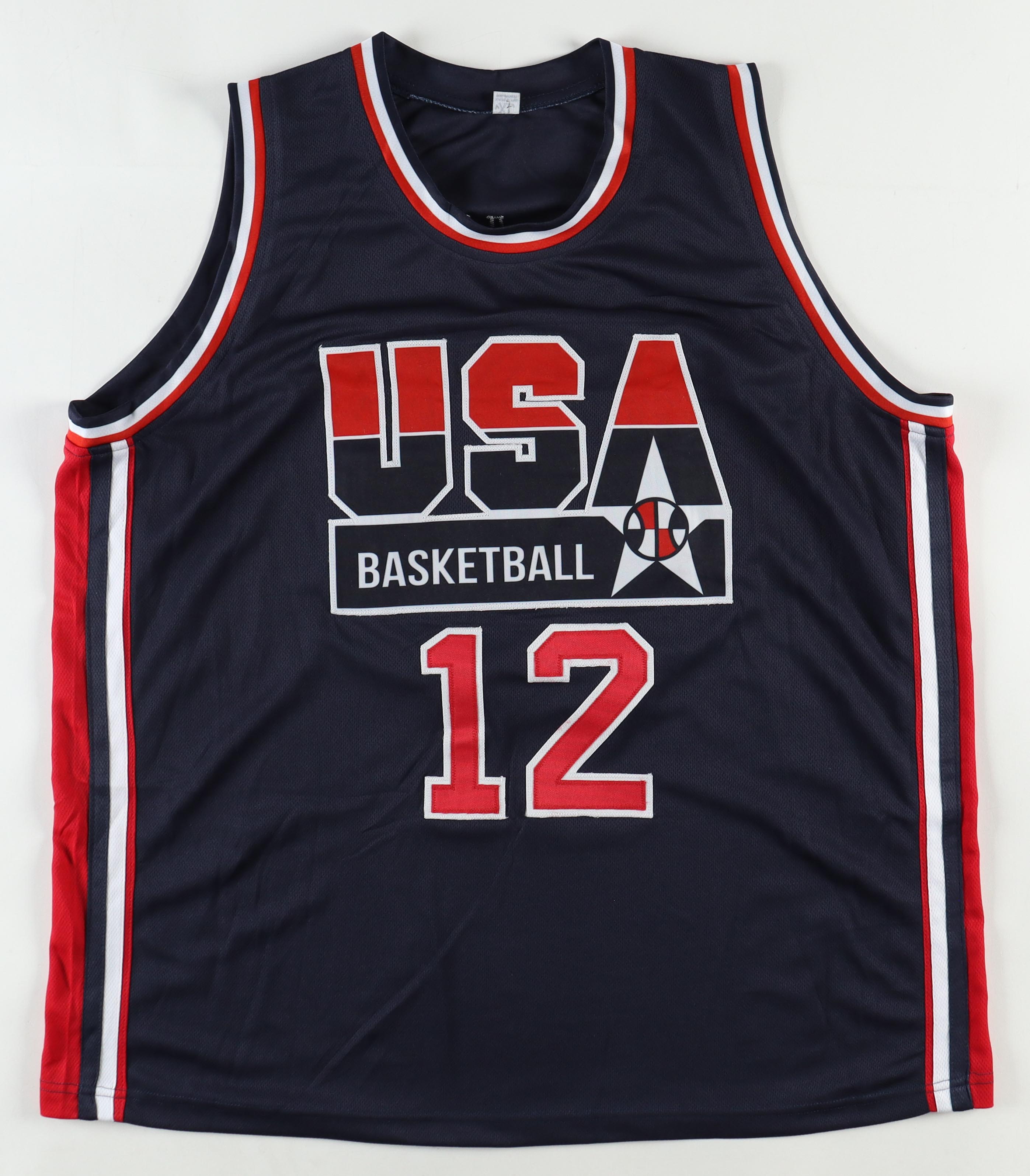 Dominique Wilkins Signed Jersey (JSA) at PristineAuction.com Dominique Wilkins Signed Jersey (JSA) at PristineAuction.com