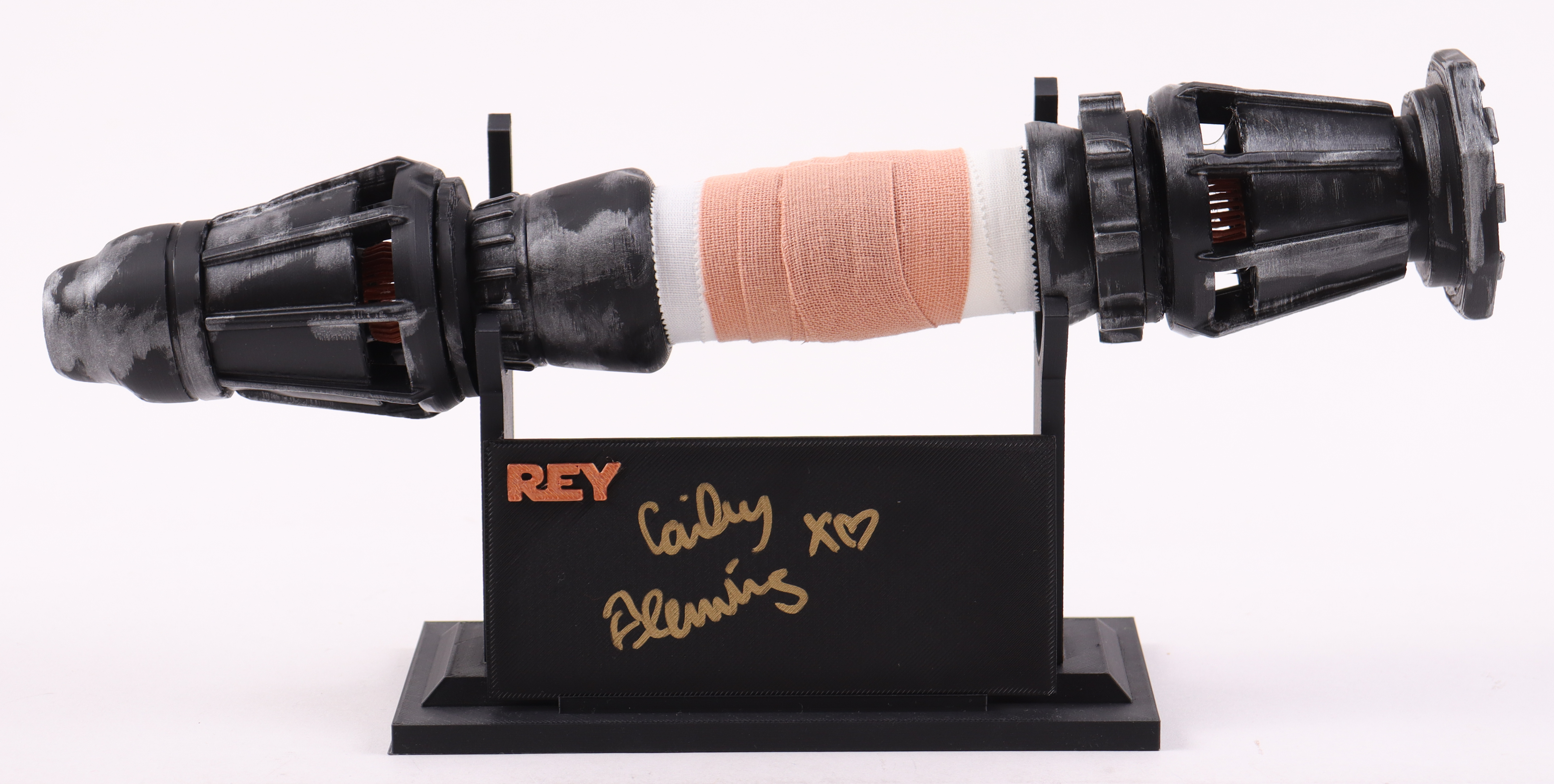 Cailey Fleming Signed Rey Star Wars Lightsaber Full Size Prop Replica with Display Stand (JSA COA) at PristineAuction.com Cailey Fleming Signed Rey Star Wars Lightsaber Full Size Prop Replica with Display Stand (JSA COA) at PristineAuction.com