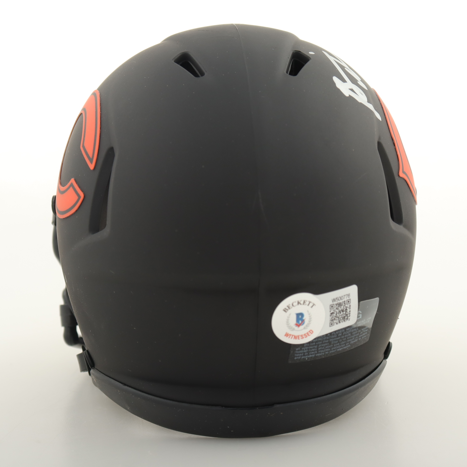 Brian Urlacher Signed Bears Eclipse Alternate Speed Mini Helmet Inscribed "HOF 18" (Beckett) at PristineAuction.com Brian Urlacher Signed Bears Eclipse Alternate Speed Mini Helmet Inscribed "HOF 18" (Beckett) at PristineAuction.com