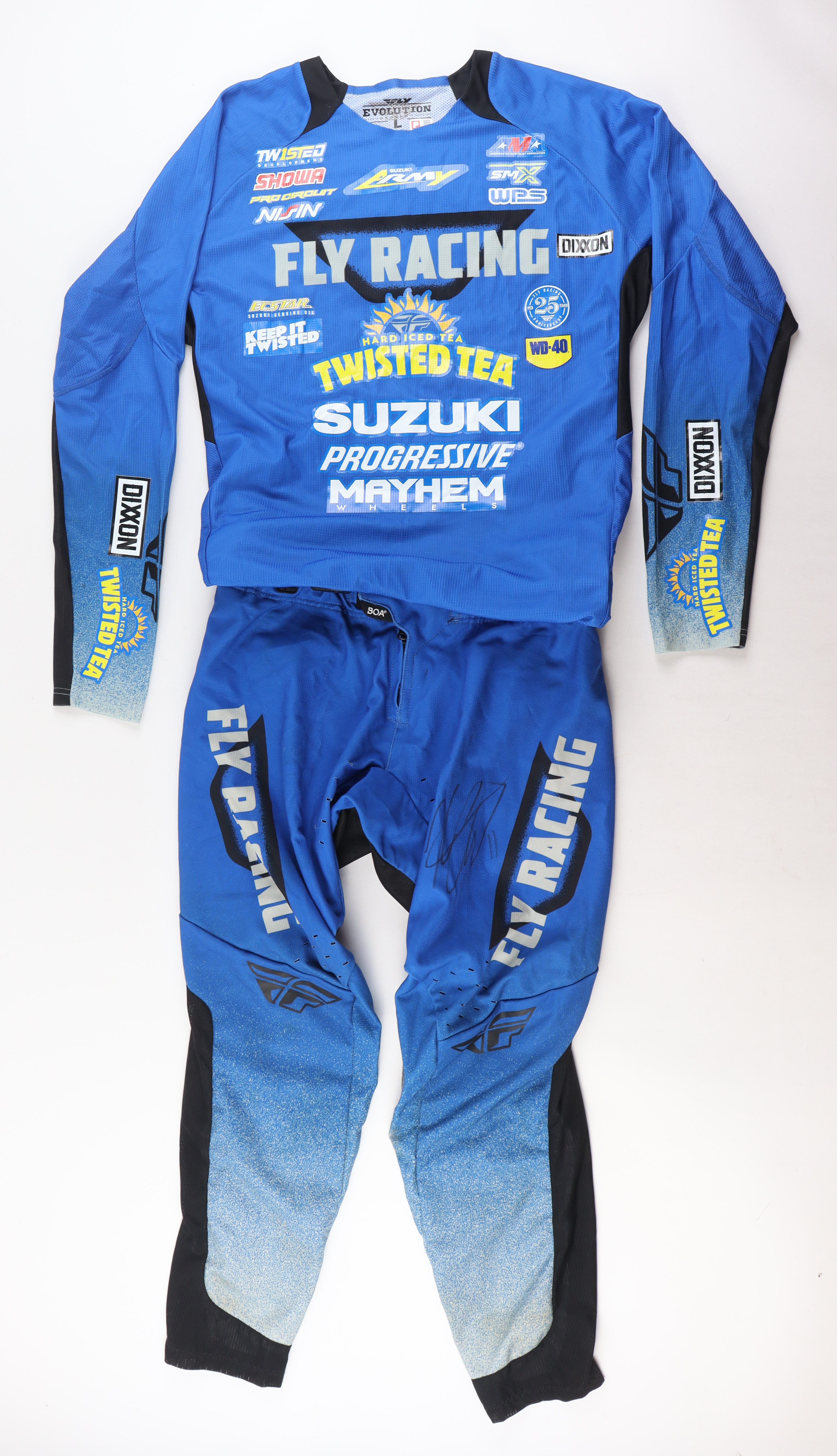 Kyle Chisholm Signed Race Issued Uniform with Jersey & Pants at PristineAuction.com Kyle Chisholm Signed Race Issued Uniform with Jersey & Pants at PristineAuction.com