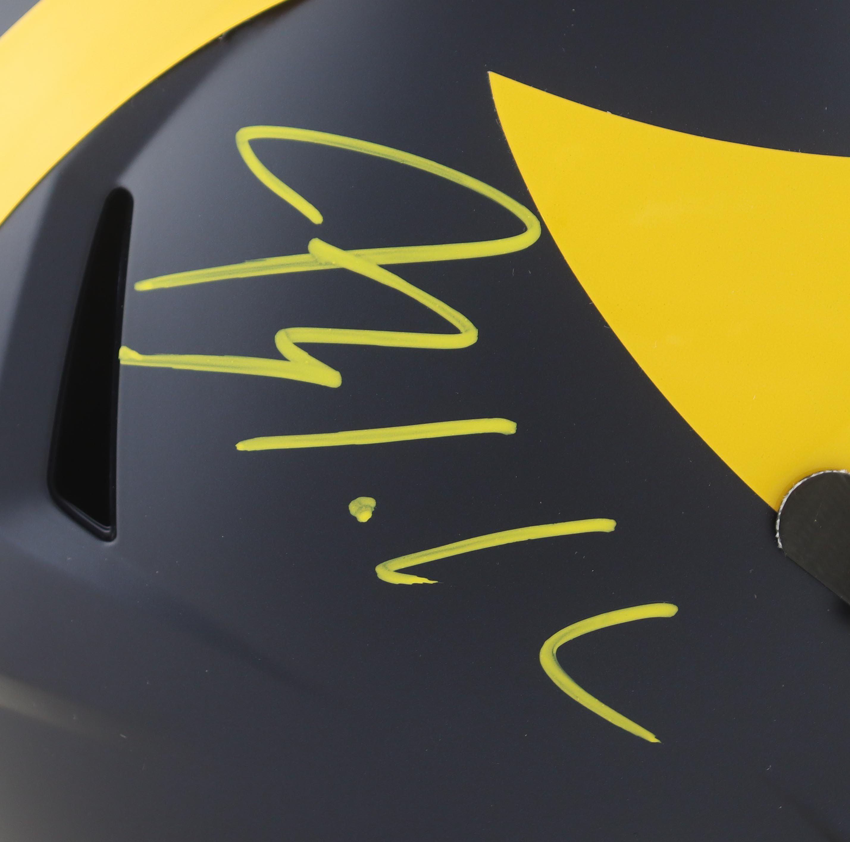 Blake Corum Signed Michigan Wolverines Full-Size Speed Helmet (Beckett) at PristineAuction.com Blake Corum Signed Michigan Wolverines Full-Size Speed Helmet (Beckett) at PristineAuction.com