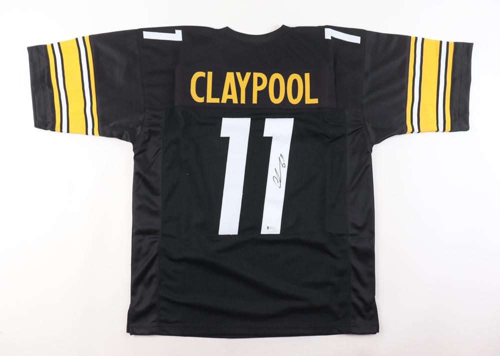 Chase Claypool Signed Jersey (Beckett) at PristineAuction.com Chase Claypool Signed Jersey (Beckett) at PristineAuction.com