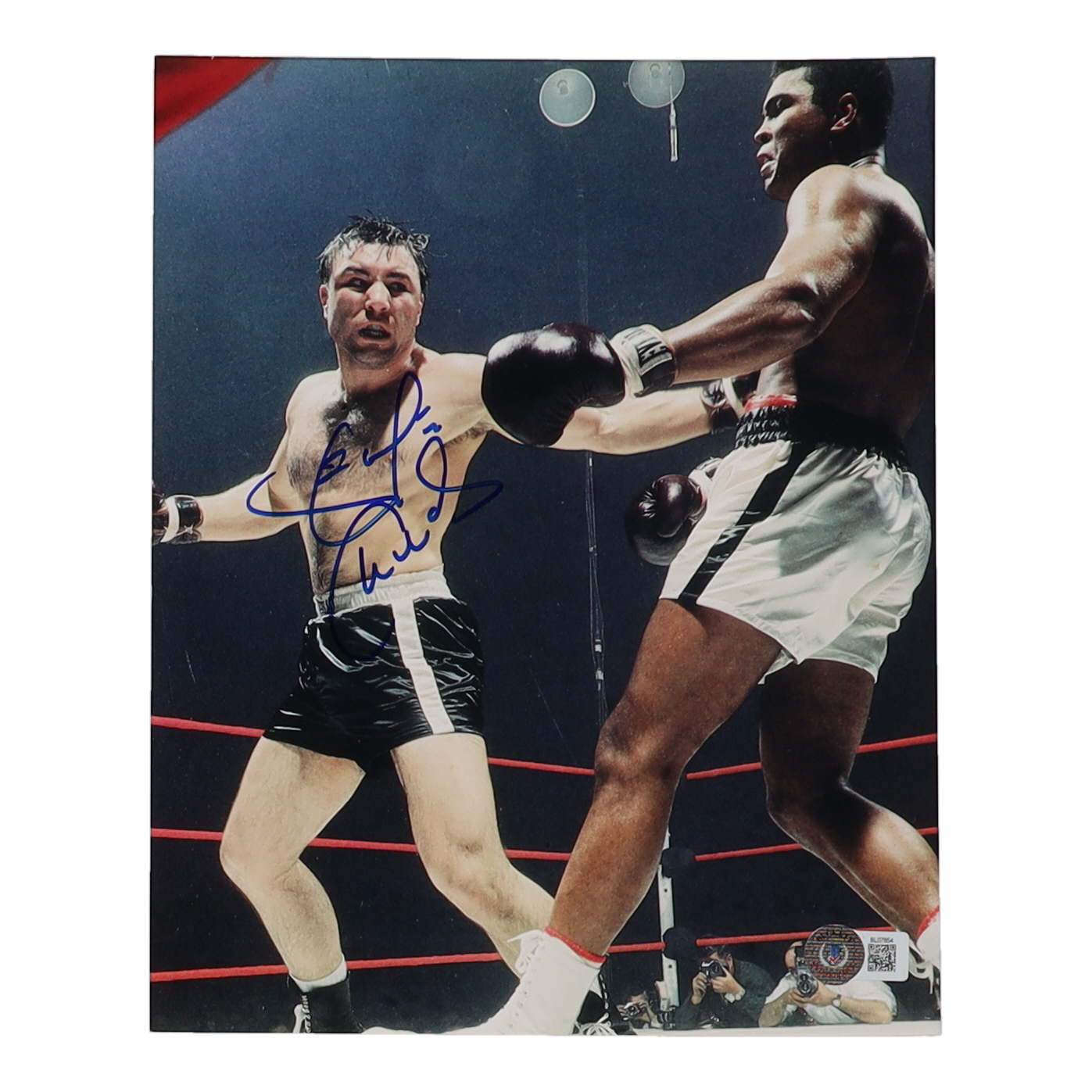 George Chuvalo Signed 8x10 Photo (Beckett) at PristineAuction.com George Chuvalo Signed 8x10 Photo (Beckett) at PristineAuction.com