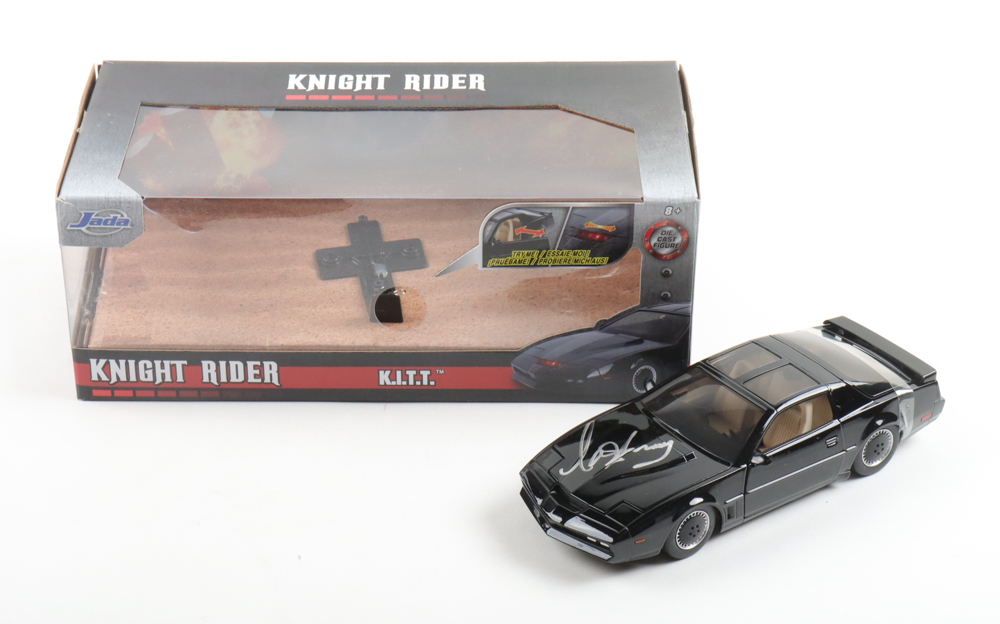 David Hasselhoff Signed "Knight Rider" 1:24 Diecast Car (Beckett) at PristineAuction.com David Hasselhoff Signed "Knight Rider" 1:24 Diecast Car (Beckett) at PristineAuction.com
