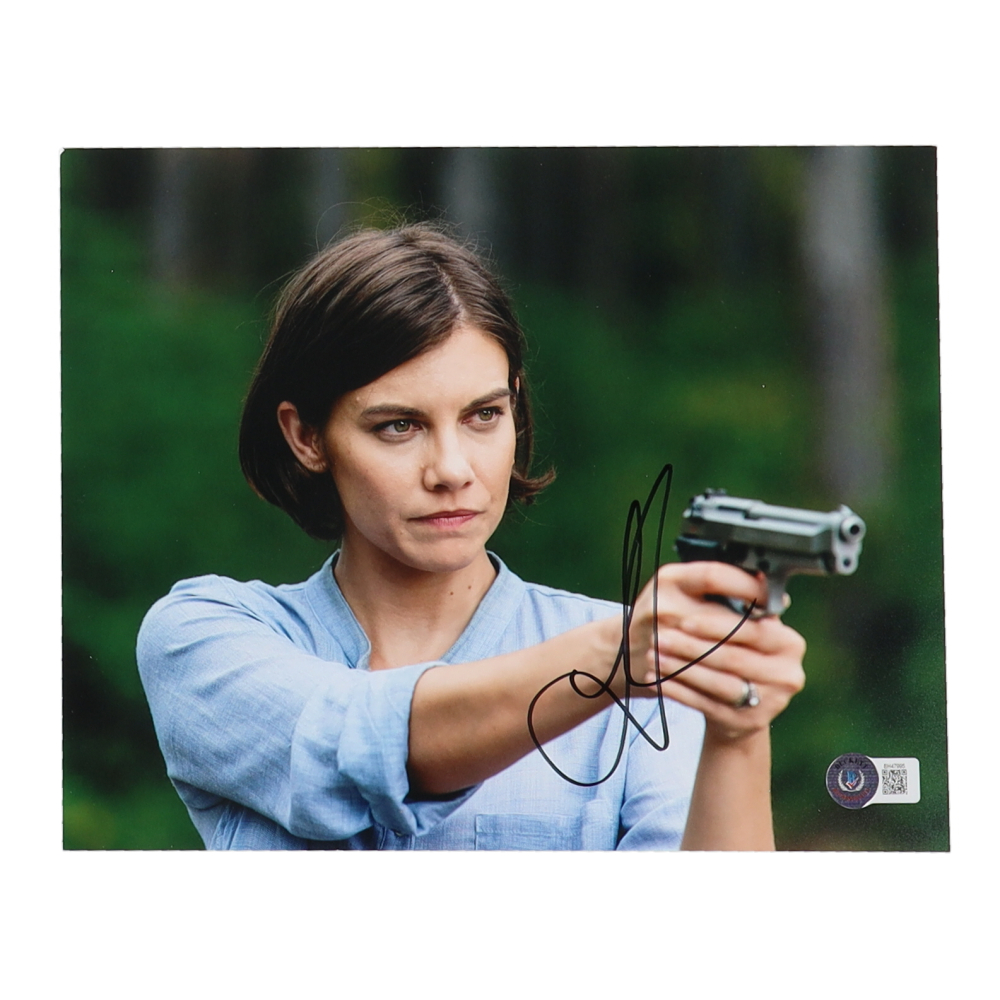 Lauren Cohan Signed "The Walking Dead" 8x10 Photo (Beckett) Pristine