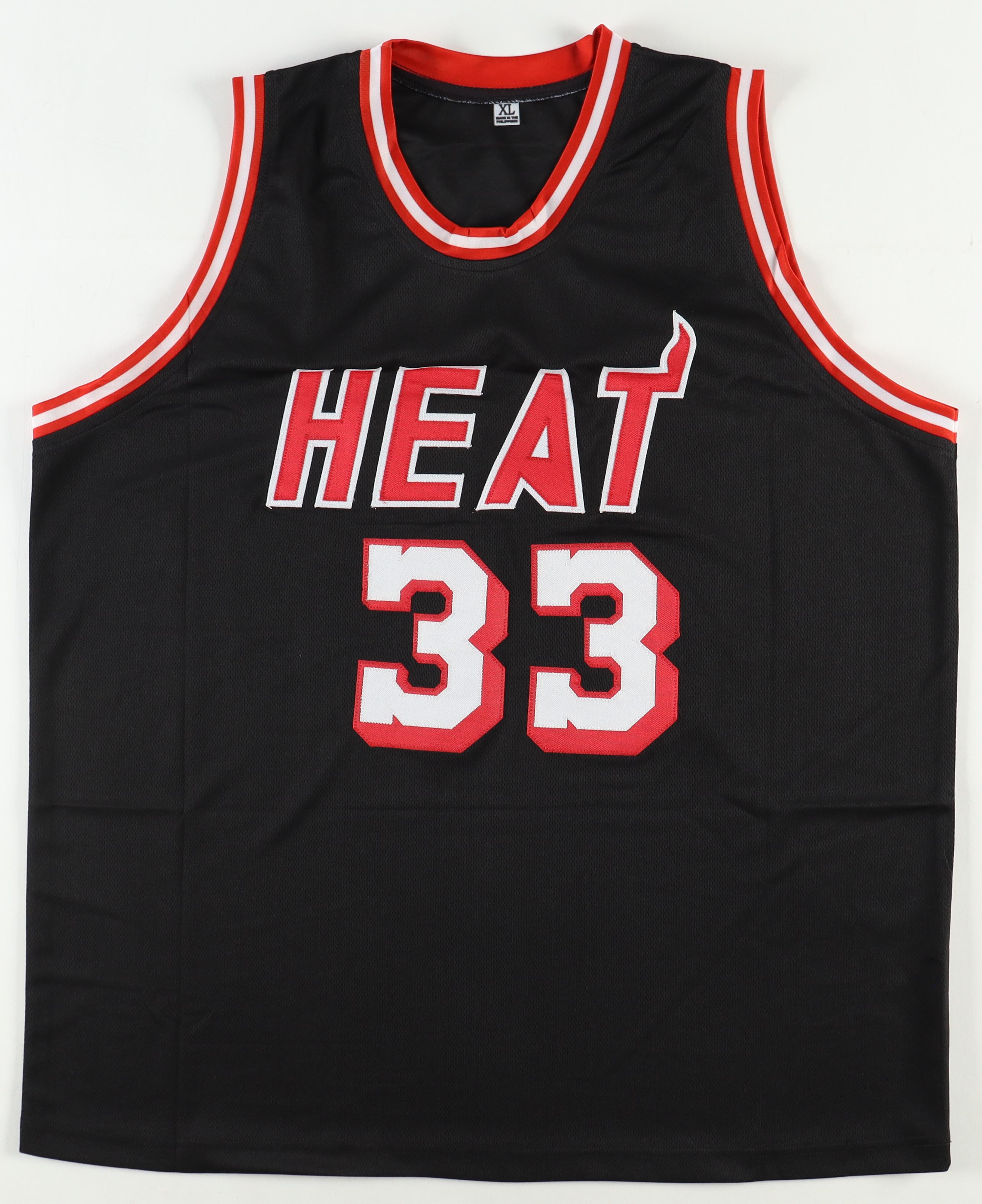 Alonzo Mourning Signed Jersey (JSA) at PristineAuction.com Alonzo Mourning Signed Jersey (JSA) at PristineAuction.com