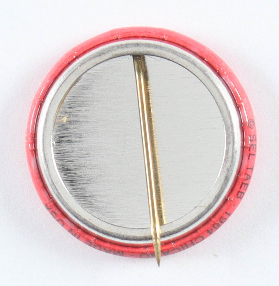 George Harrison "The Beatles" 1964 Vintage Button Pin at PristineAuction.com George Harrison "The Beatles" 1964 Vintage Button Pin at PristineAuction.com