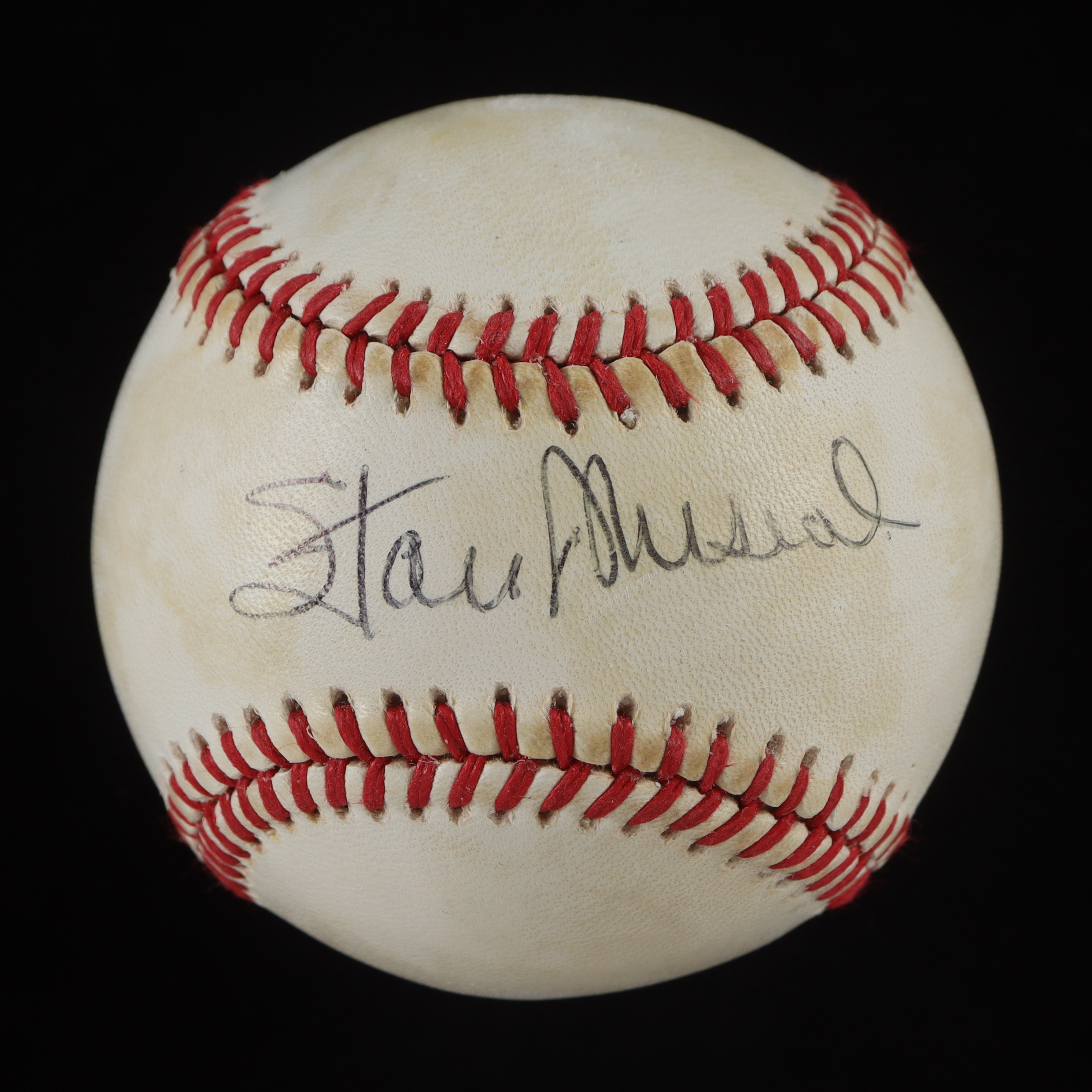 Stan Musial Signed ONL Baseball In Display Case (PSA) at PristineAuction.com Stan Musial Signed ONL Baseball In Display Case (PSA) at PristineAuction.com