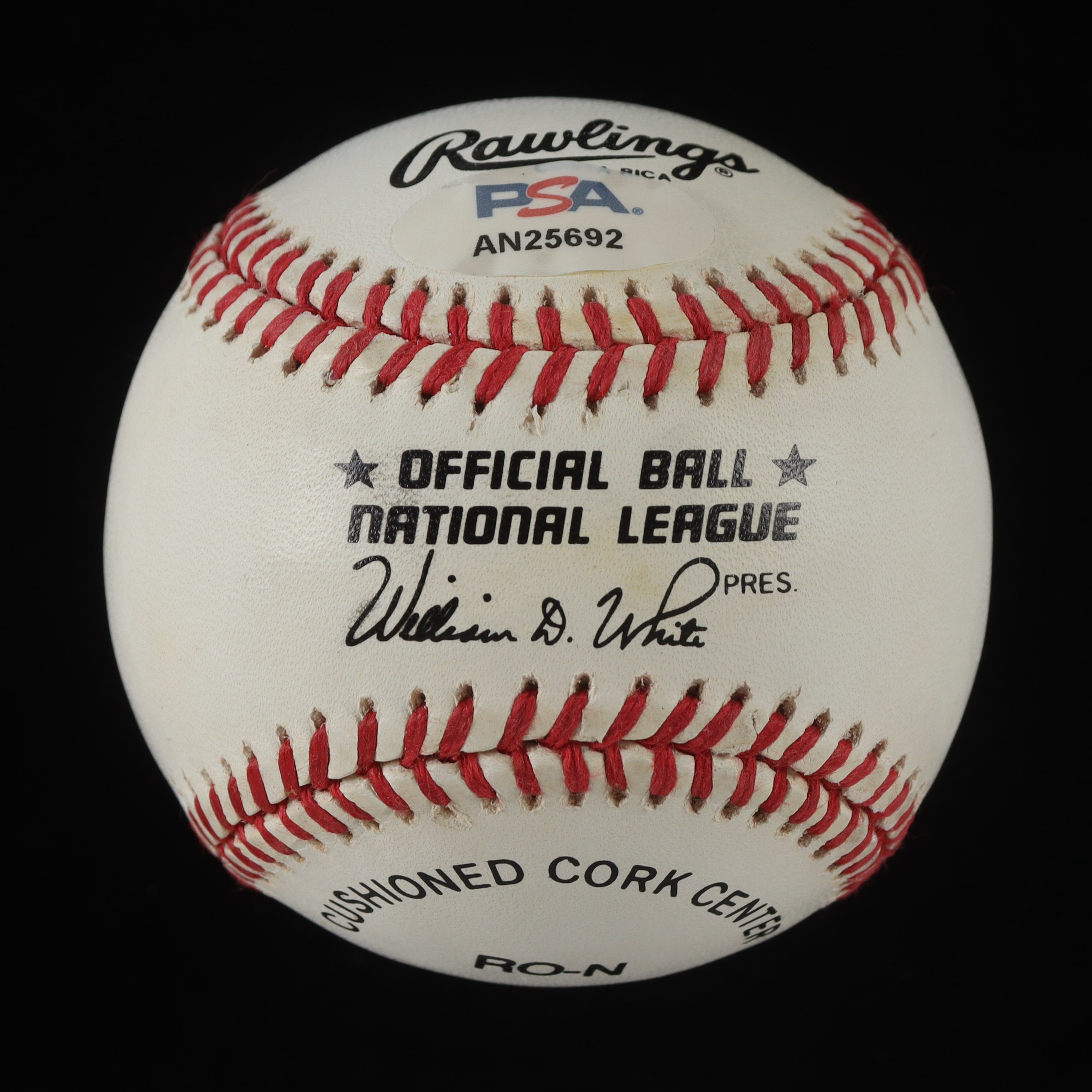 Stan Musial Signed ONL Baseball In Display Case (PSA) at PristineAuction.com Stan Musial Signed ONL Baseball In Display Case (PSA) at PristineAuction.com