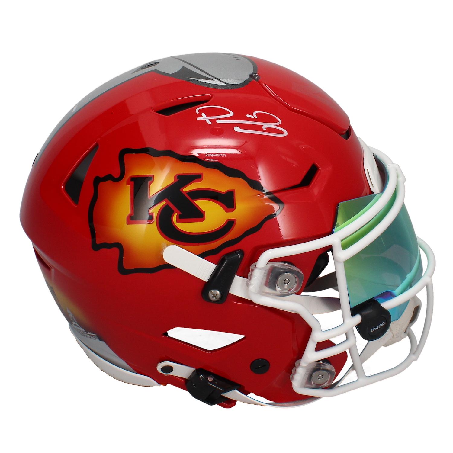 Patrick Mahomes II Signed Chiefs Full-Size Authentic On-Field Ripped SpeedFlex Helmet with Visor (Beckett) at PristineAuction.com Patrick Mahomes II Signed Chiefs Full-Size Authentic On-Field Ripped SpeedFlex Helmet with Visor (Beckett) at PristineAuction.com