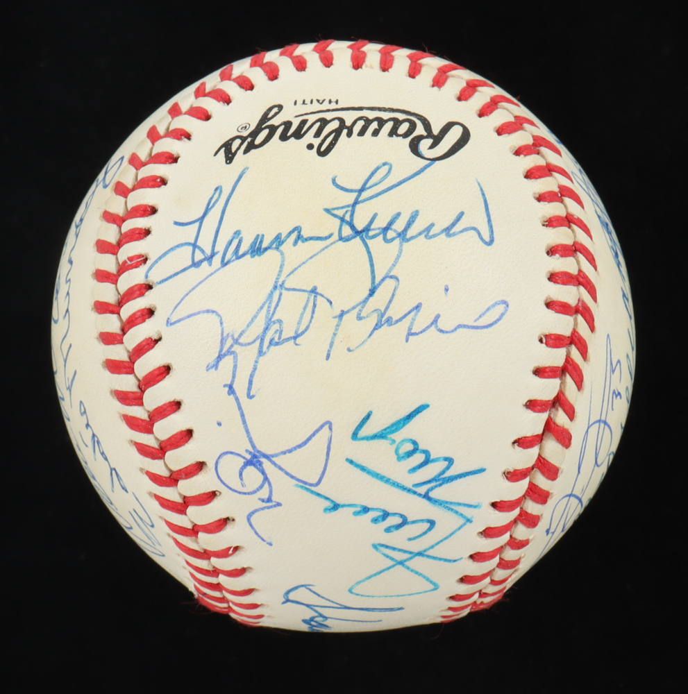 500 Home Run Club ONL Baseball Signed By (18) with Mickey Mantle, Ted Williams, Hank Aaron, Willie Mays, Mark McGwire, Jim Thome (Beckett & PSA) at PristineAuction.com 500 Home Run Club ONL Baseball Signed By (18) with Mickey Mantle, Ted Williams, Hank Aaron, Willie Mays, Mark McGwire, Jim Thome (Beckett & PSA) at PristineAuction.com