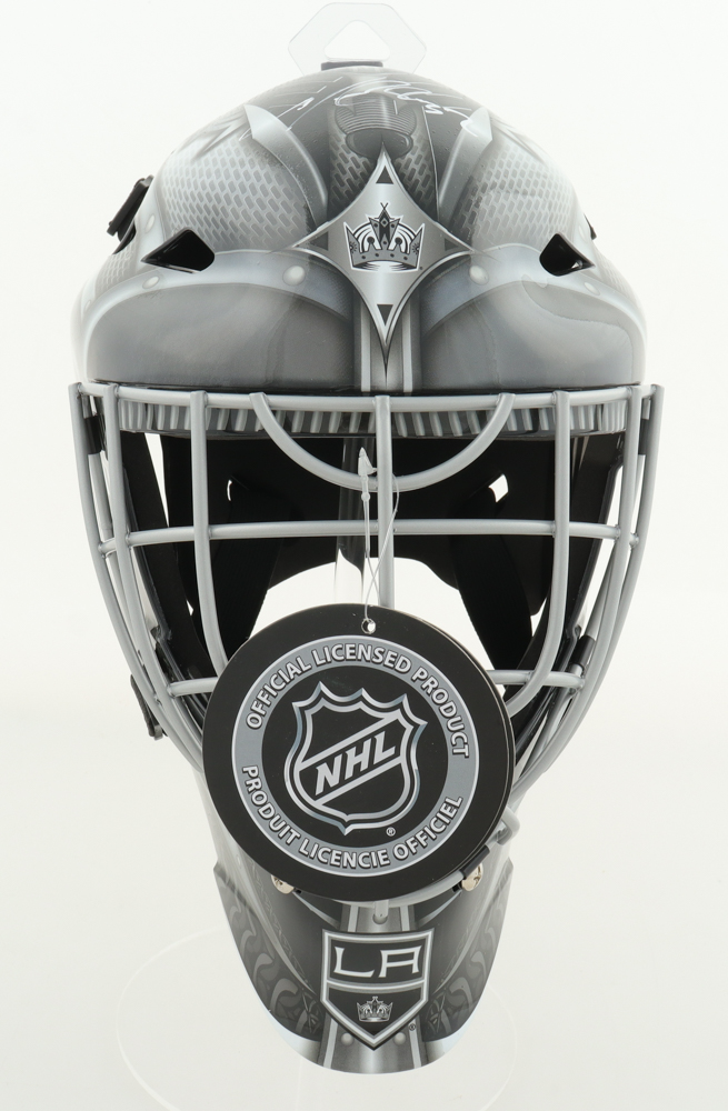 Jonathan Quick Signed Kings Full-Size Goalie Mask (Beckett) at PristineAuction.com Jonathan Quick Signed Kings Full-Size Goalie Mask (Beckett) at PristineAuction.com