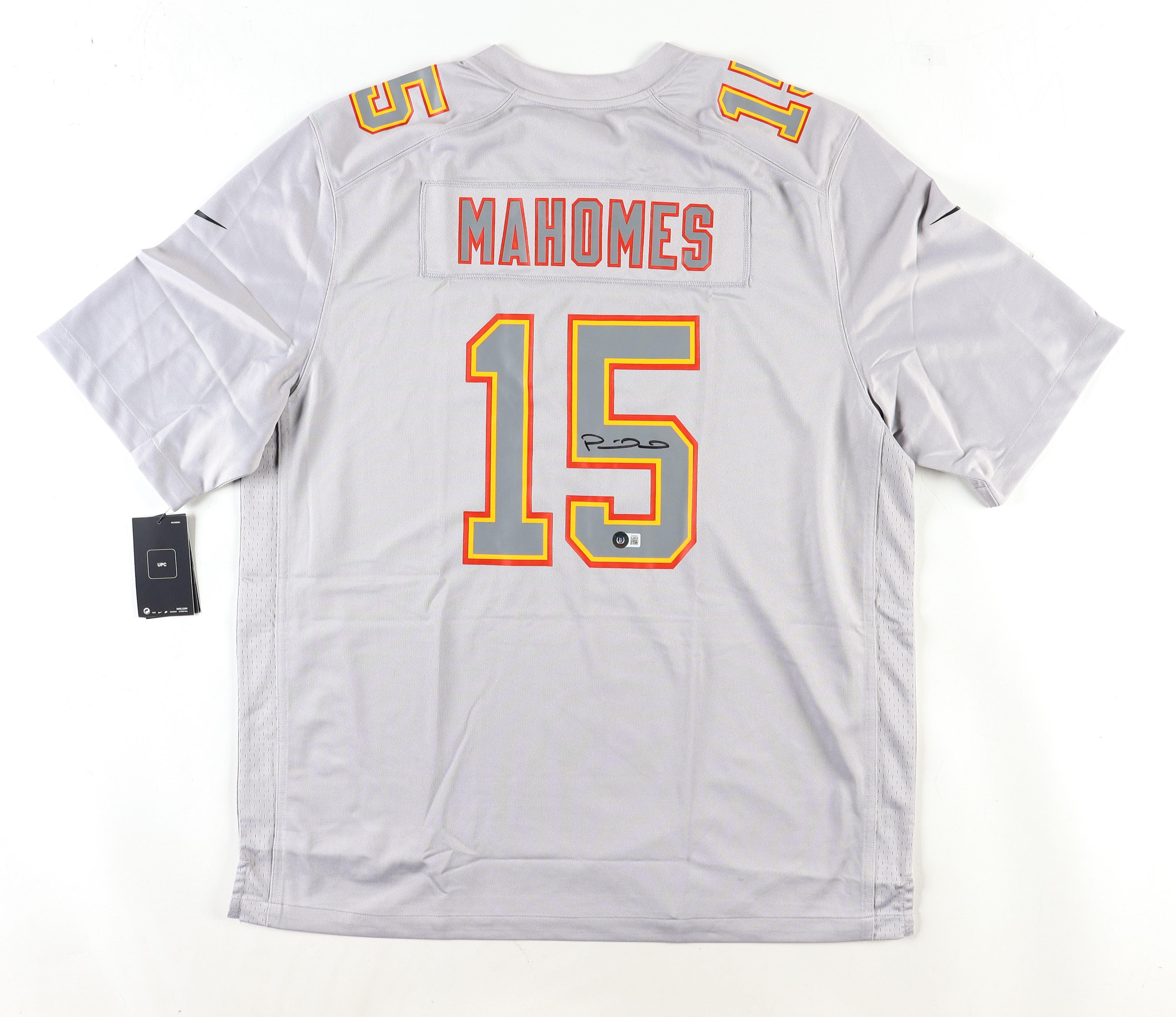 Patrick Mahomes II Signed Chiefs Nike Jersey (Beckett) at PristineAuction.com Patrick Mahomes II Signed Chiefs Nike Jersey (Beckett) at PristineAuction.com