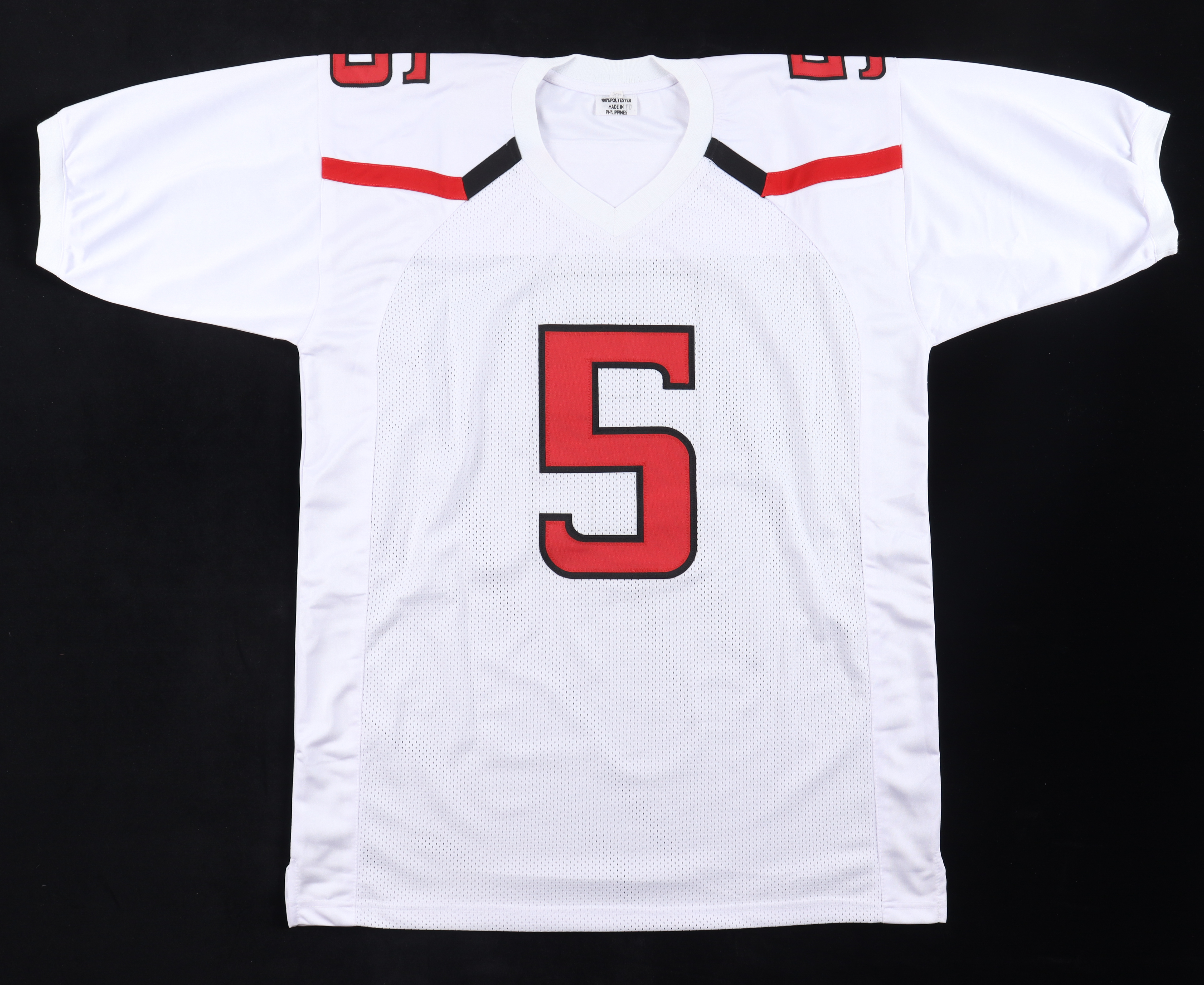 Patrick Mahomes Signed Jersey (Beckett) at PristineAuction.com Patrick Mahomes Signed Jersey (Beckett) at PristineAuction.com