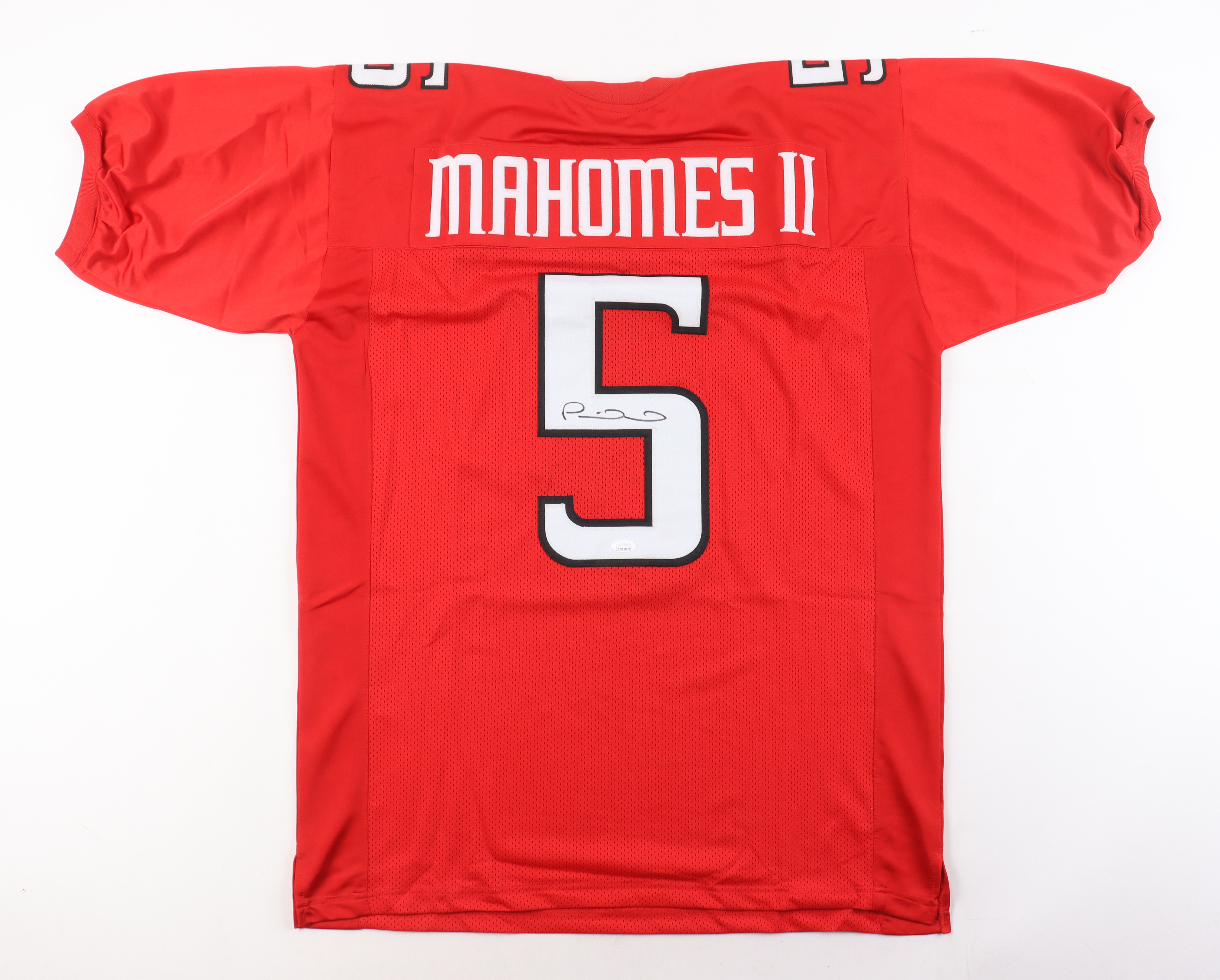 Patrick Mahomes Signed Jersey (Beckett) at PristineAuction.com Patrick Mahomes Signed Jersey (Beckett) at PristineAuction.com