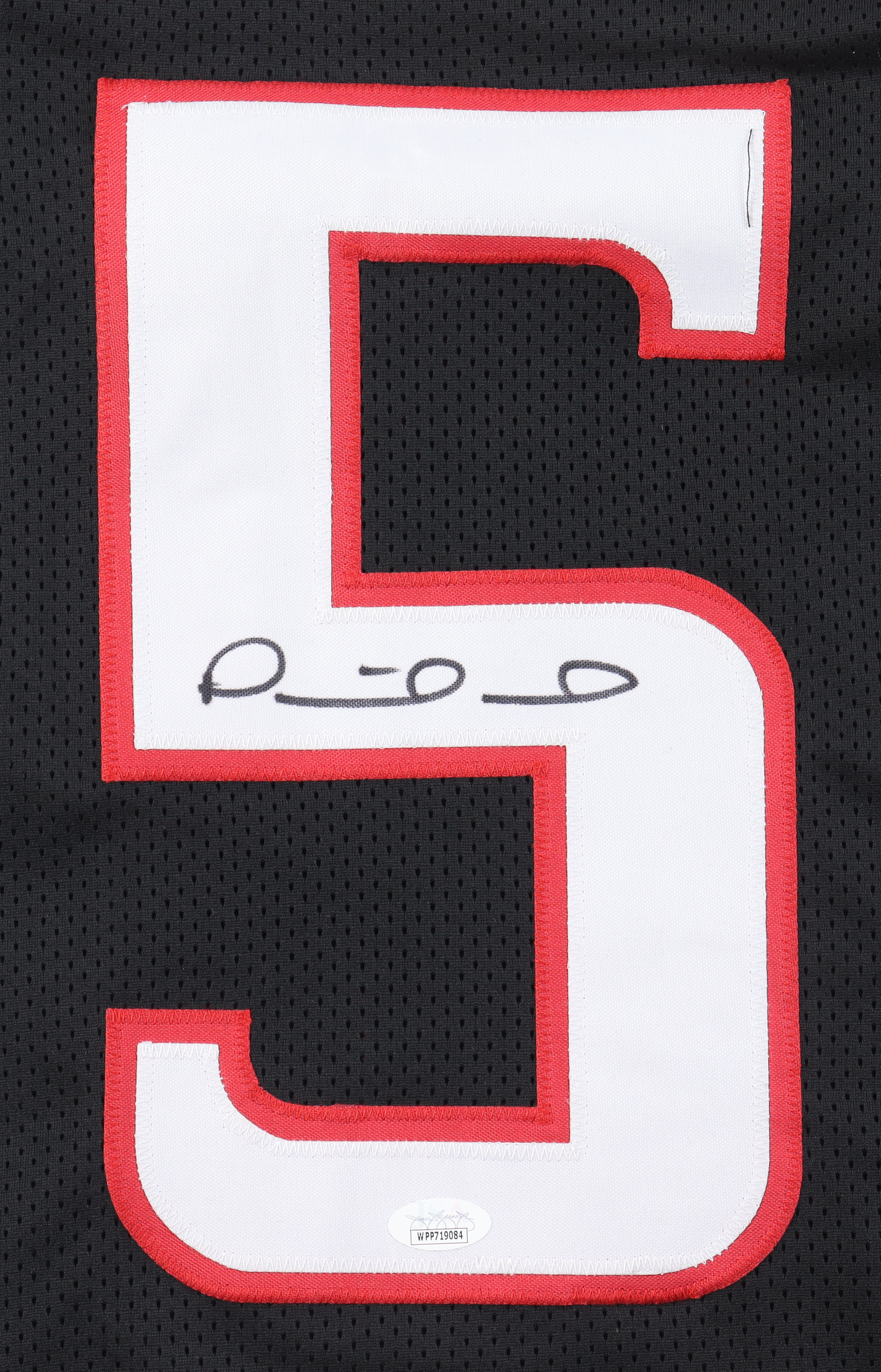 Patrick Mahomes Signed Jersey (Beckett) at PristineAuction.com Patrick Mahomes Signed Jersey (Beckett) at PristineAuction.com