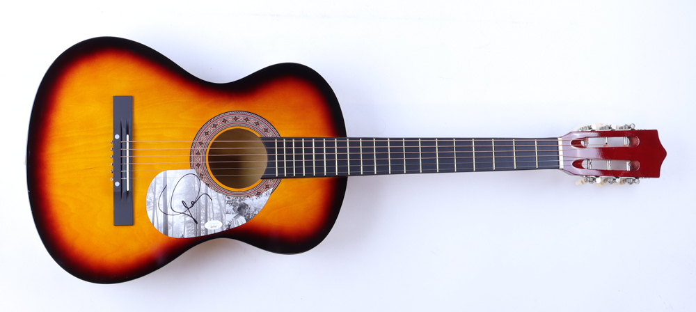 Taylor Swift Signed 38" Acoustic Guitar (JSA) at PristineAuction.com Taylor Swift Signed 38" Acoustic Guitar (JSA) at PristineAuction.com