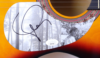 Taylor Swift Signed 38" Acoustic Guitar (JSA) at PristineAuction.com Taylor Swift Signed 38" Acoustic Guitar (JSA) at PristineAuction.com