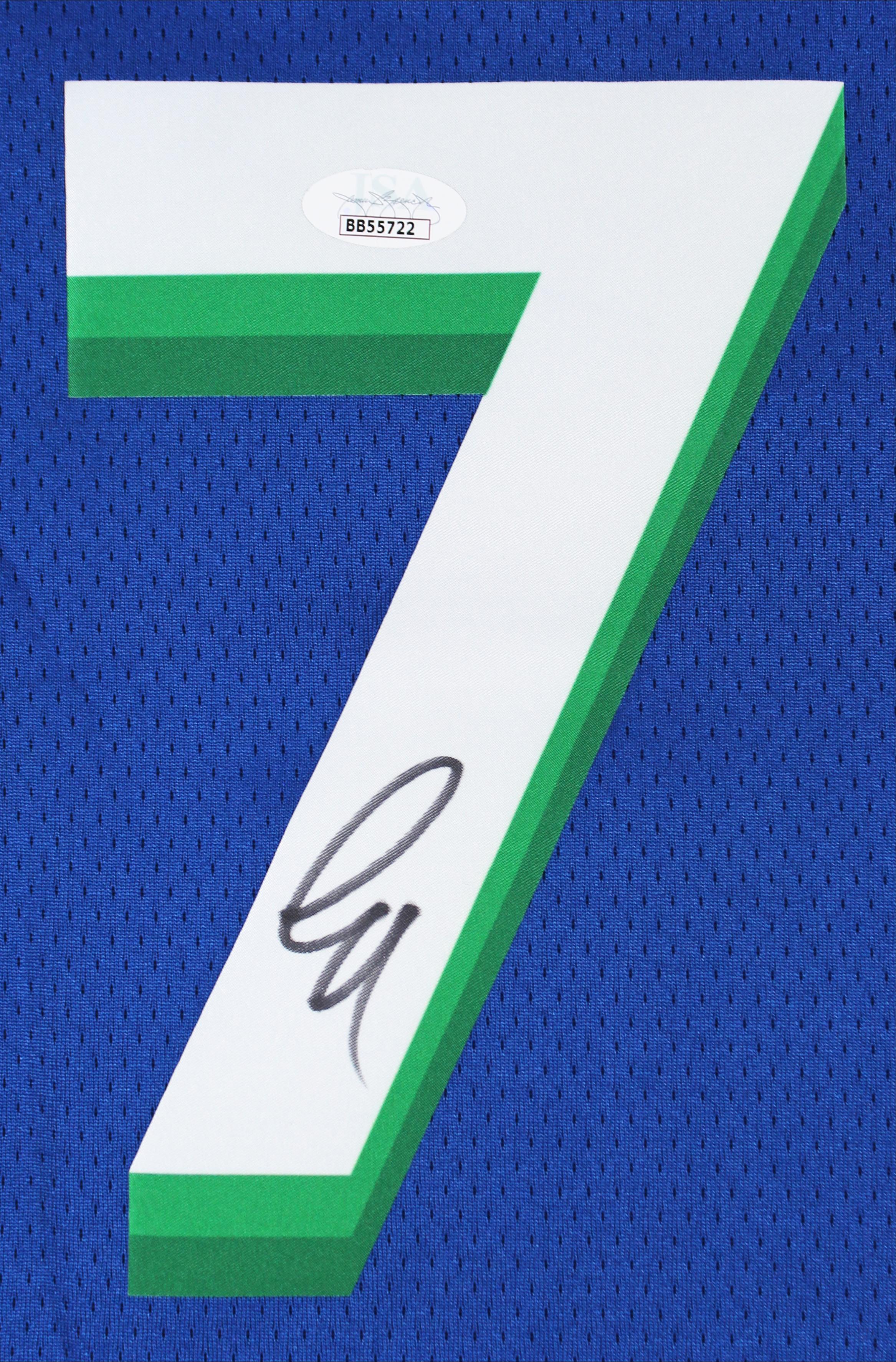 Luka Doncic Signed Mavericks Nike Jersey (JSA) at PristineAuction.com Luka Doncic Signed Mavericks Nike Jersey (JSA) at PristineAuction.com