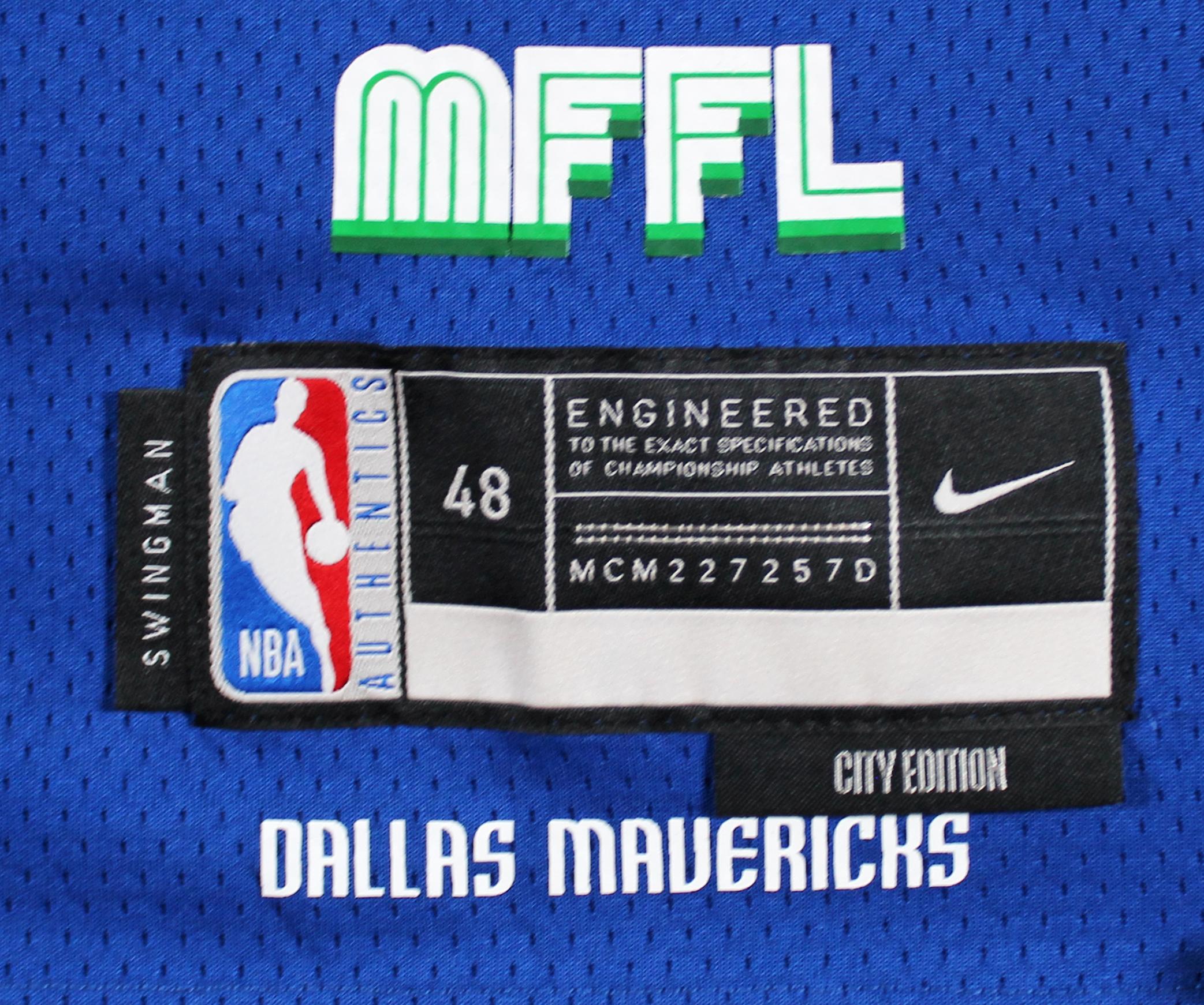 Luka Doncic Signed Mavericks Nike Jersey (JSA) at PristineAuction.com Luka Doncic Signed Mavericks Nike Jersey (JSA) at PristineAuction.com