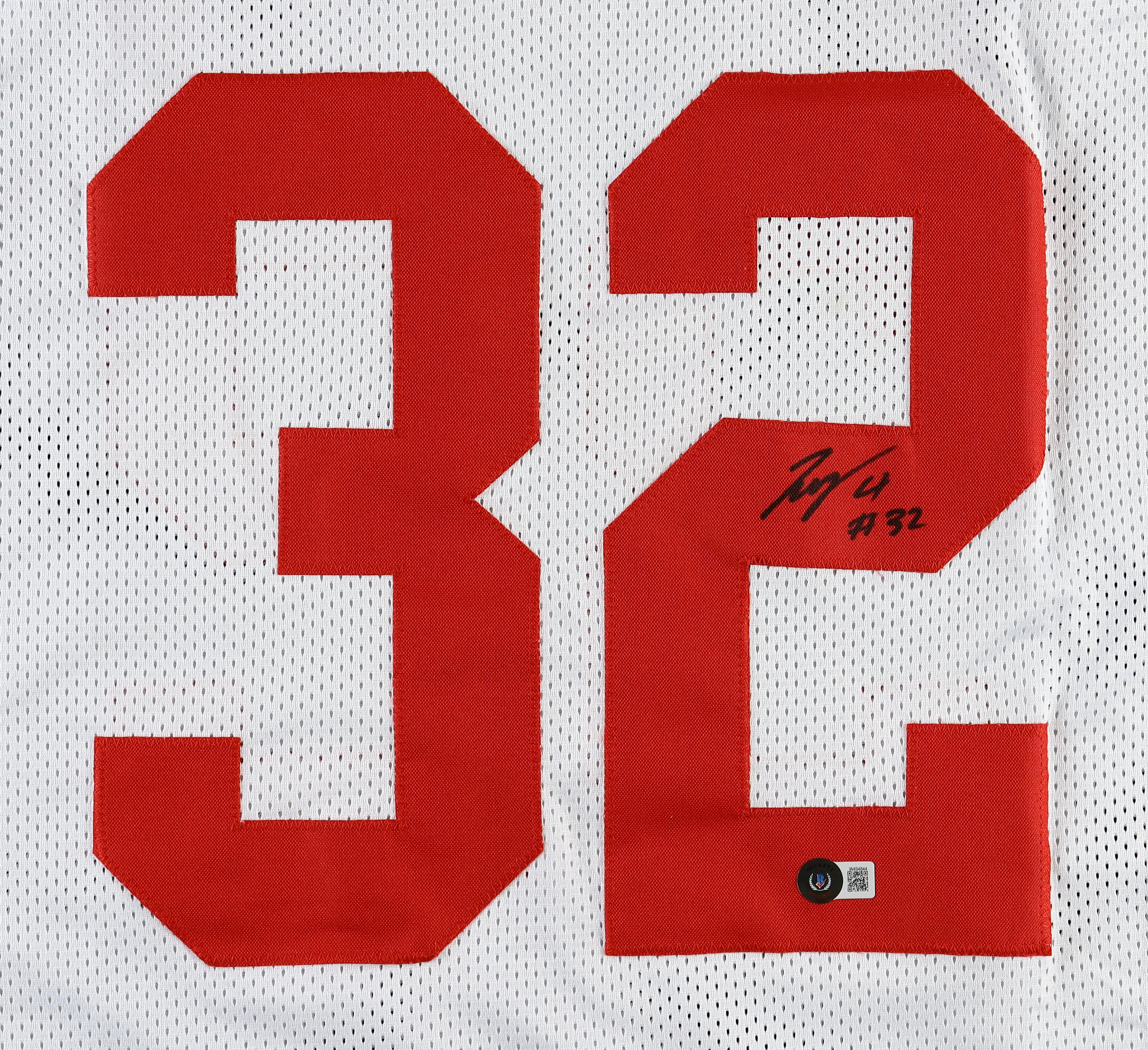 TreVeyon Henderson Signed Jersey (Beckett) at PristineAuction.com TreVeyon Henderson Signed Jersey (Beckett) at PristineAuction.com